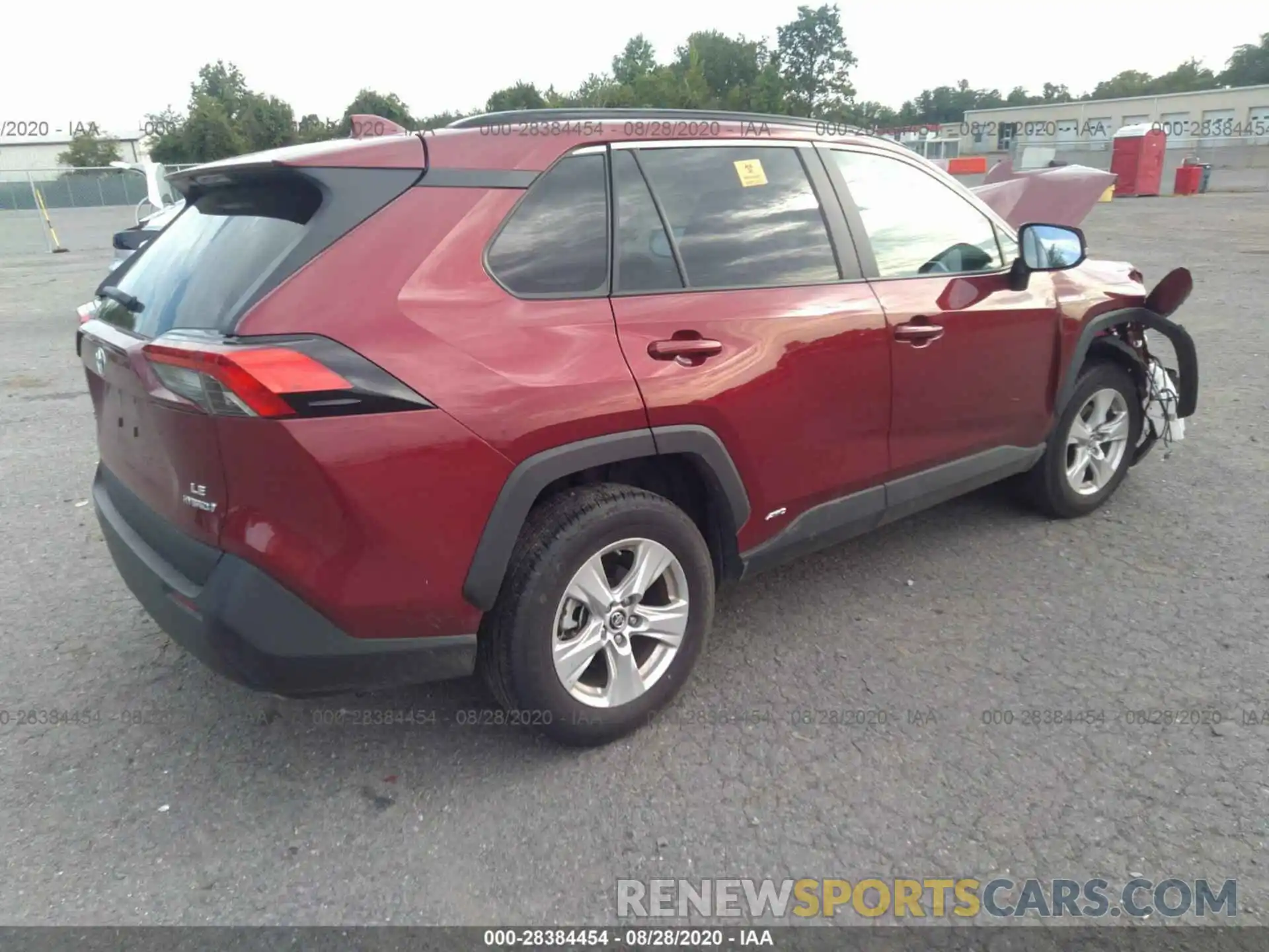 4 Photograph of a damaged car 2T3MWRFV3LW047952 TOYOTA RAV4 2020