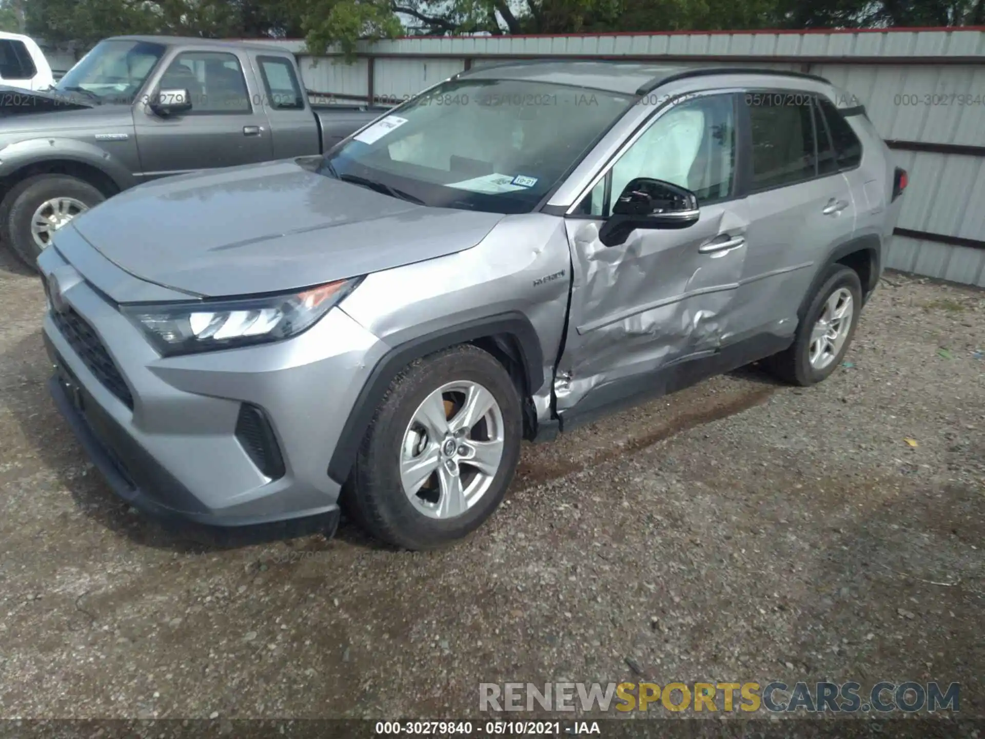 2 Photograph of a damaged car 2T3MWRFV4LW047376 TOYOTA RAV4 2020