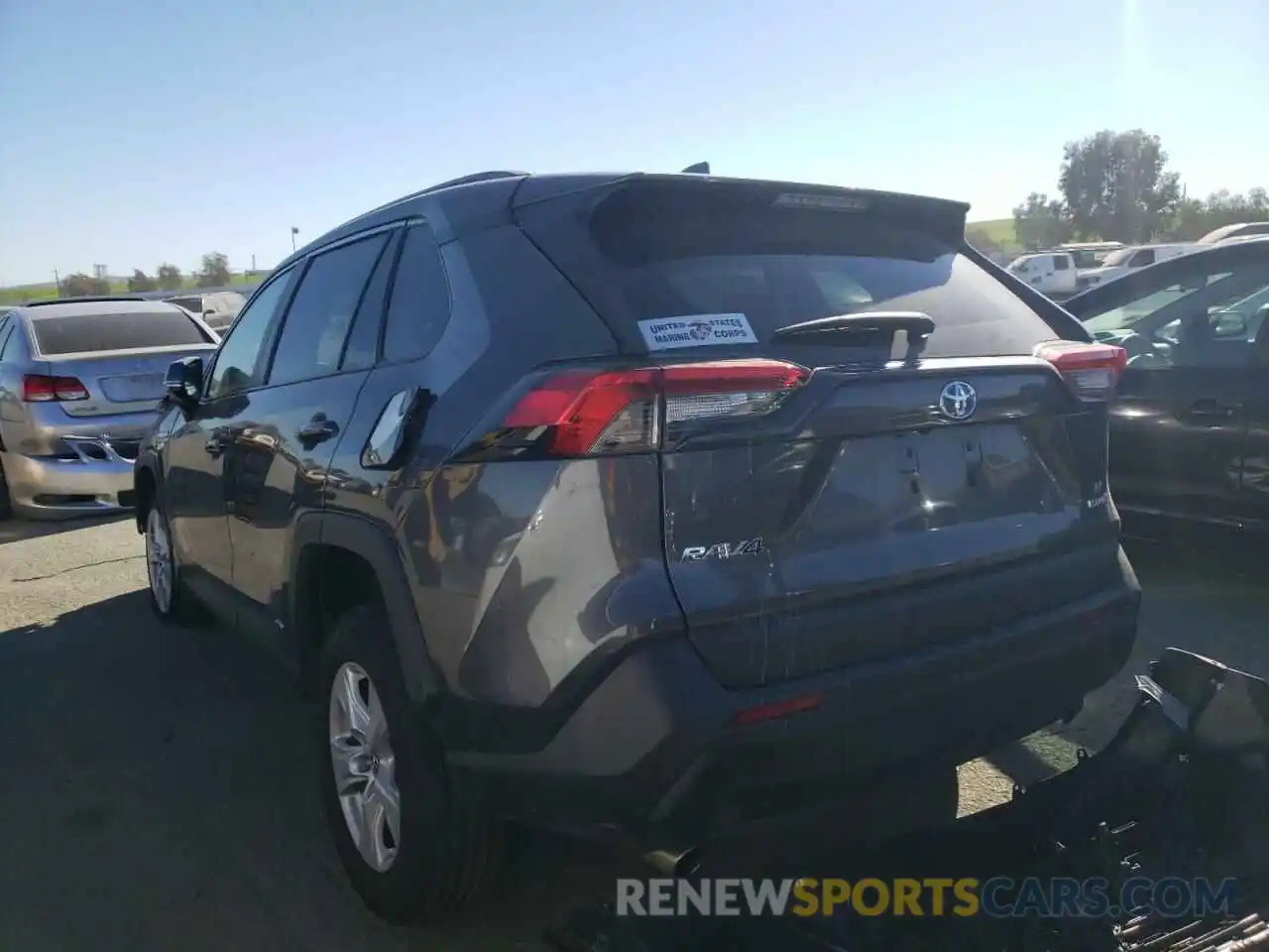 3 Photograph of a damaged car 2T3MWRFV5LW087580 TOYOTA RAV4 2020