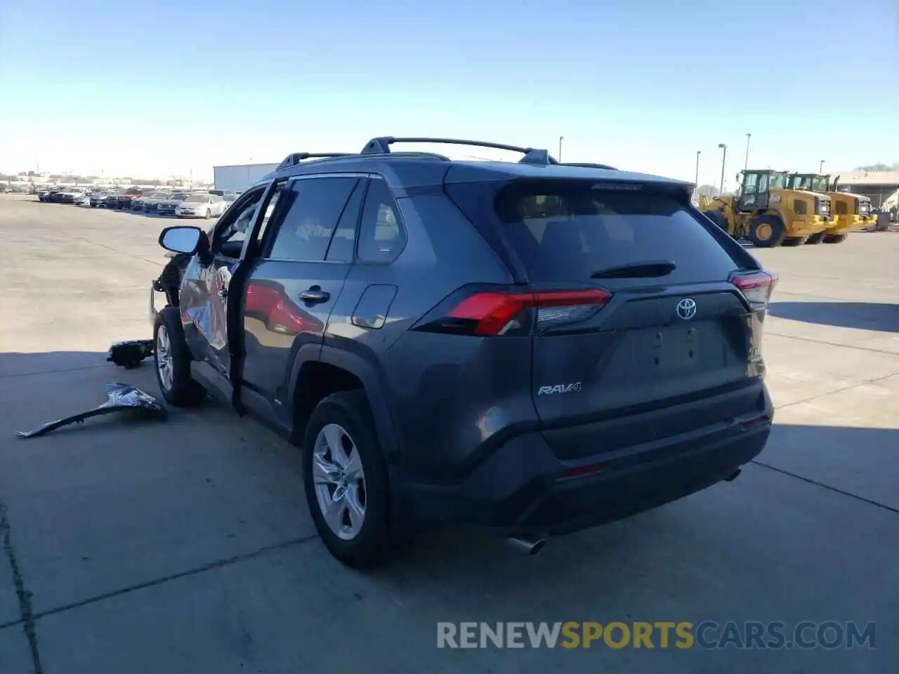 3 Photograph of a damaged car 2T3MWRFV6LW060825 TOYOTA RAV4 2020