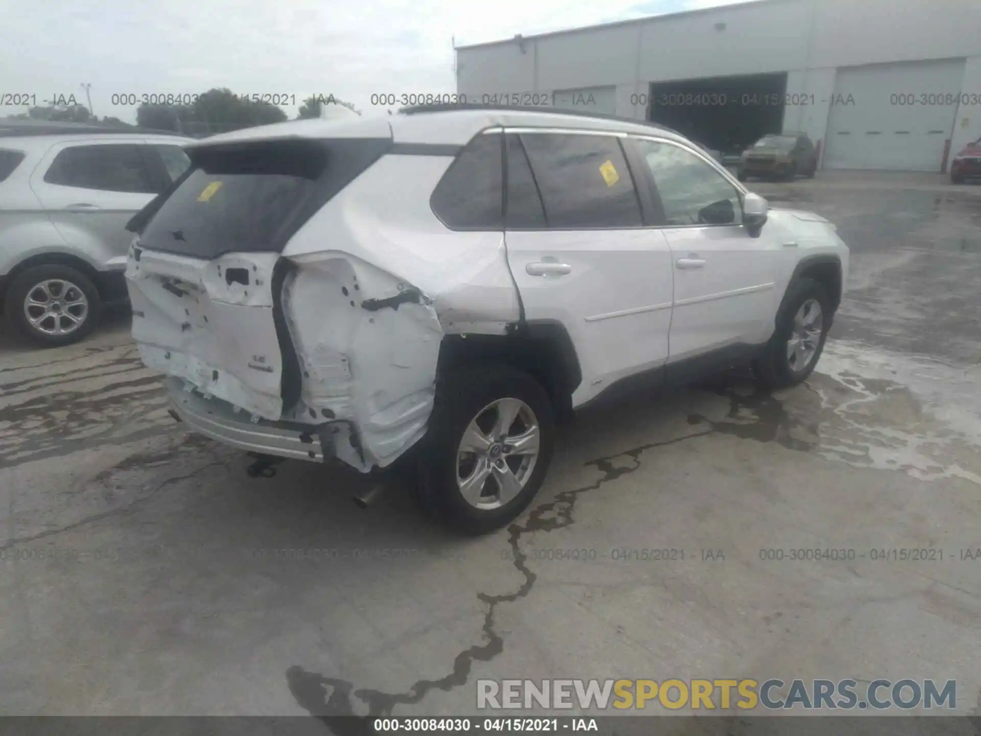 4 Photograph of a damaged car 2T3MWRFV7LW049719 TOYOTA RAV4 2020