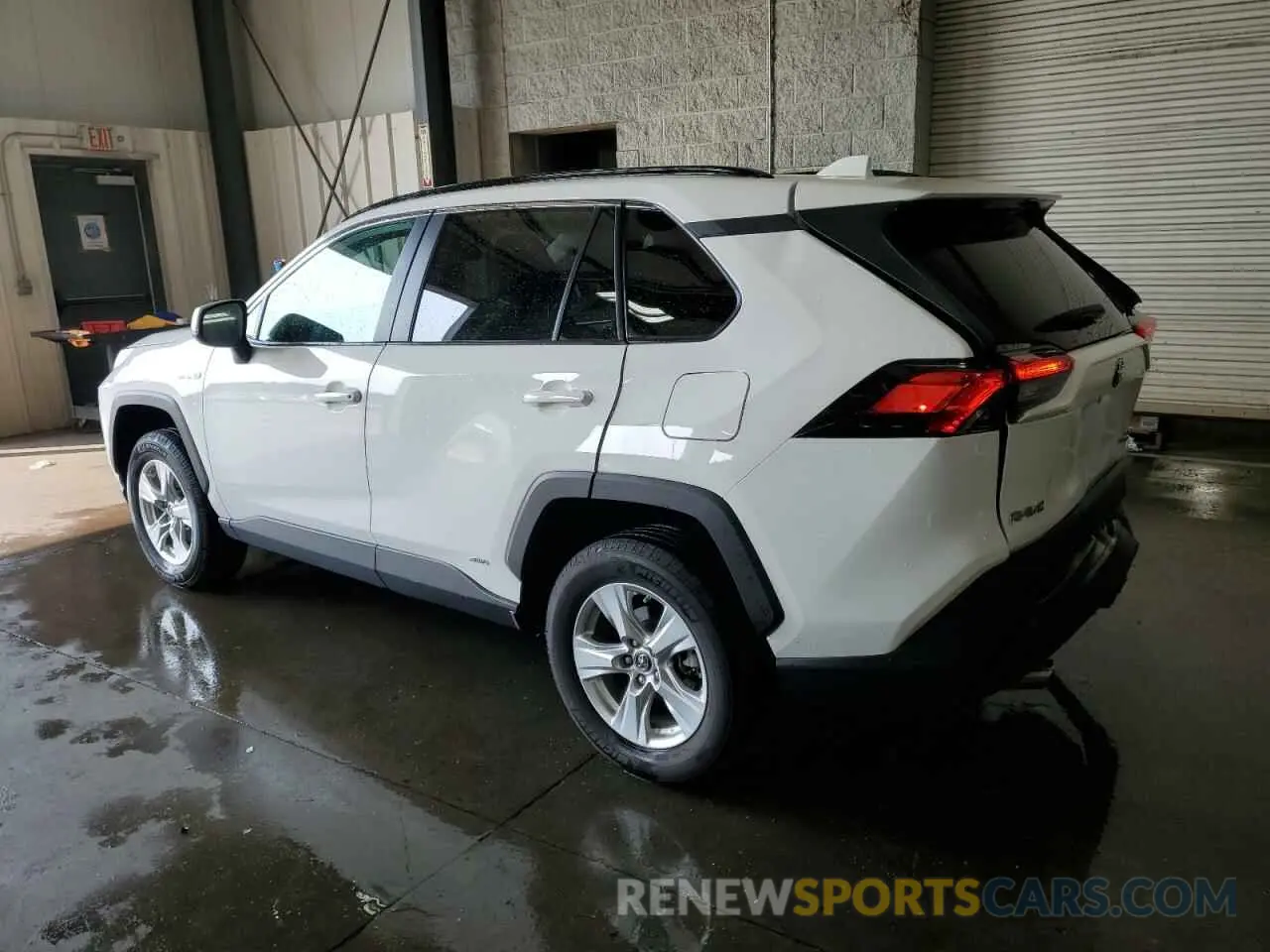 2 Photograph of a damaged car 2T3MWRFV7LW055892 TOYOTA RAV4 2020
