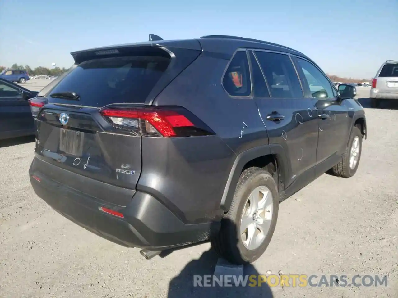 4 Photograph of a damaged car 2T3MWRFV7LW056931 TOYOTA RAV4 2020