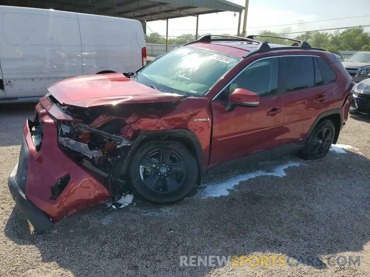 1 Photograph of a damaged car 2T3MWRFV9LW091986 TOYOTA RAV4 2020