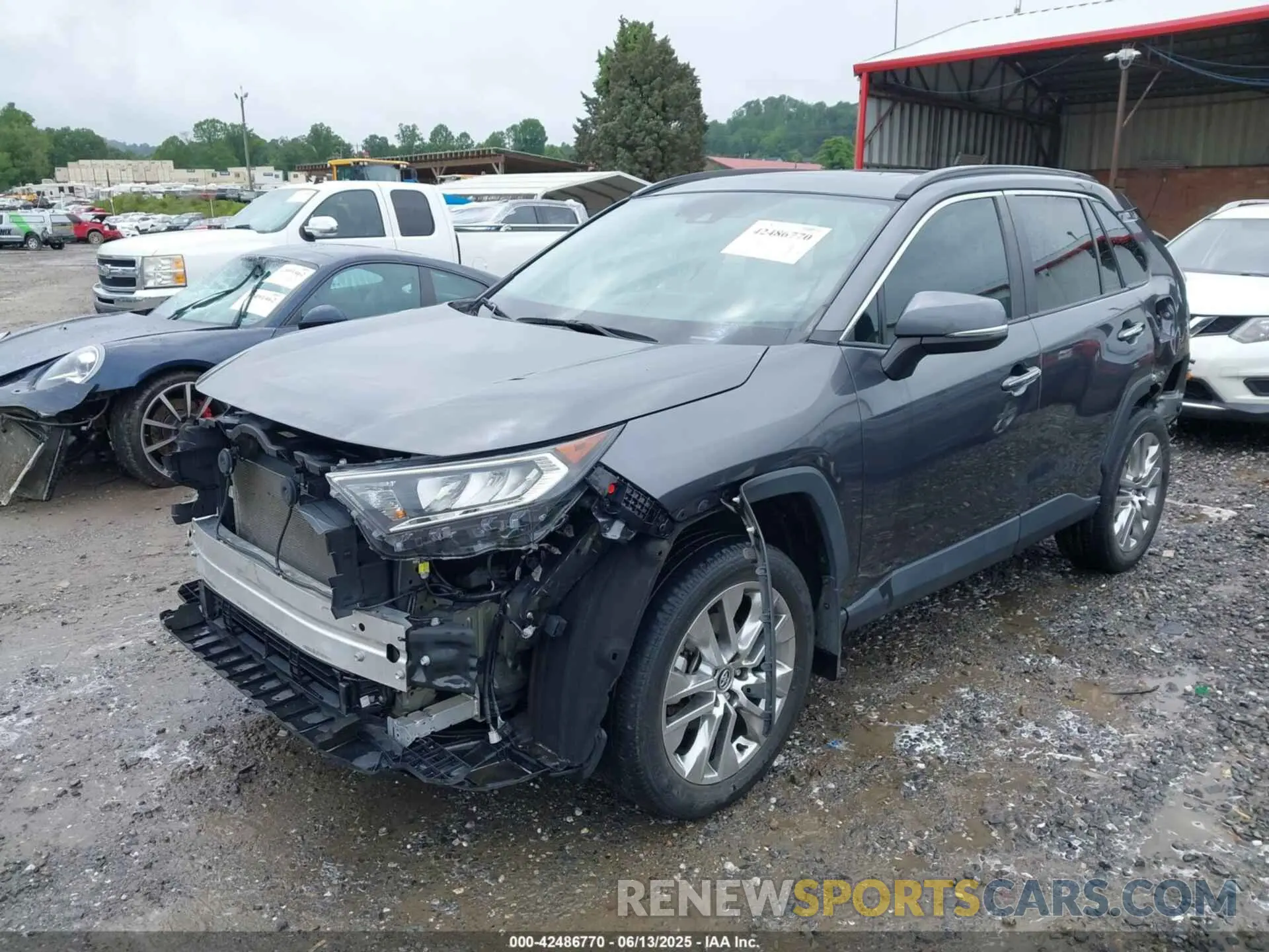 2 Photograph of a damaged car 2T3N1RFV1LC118957 TOYOTA RAV4 2020