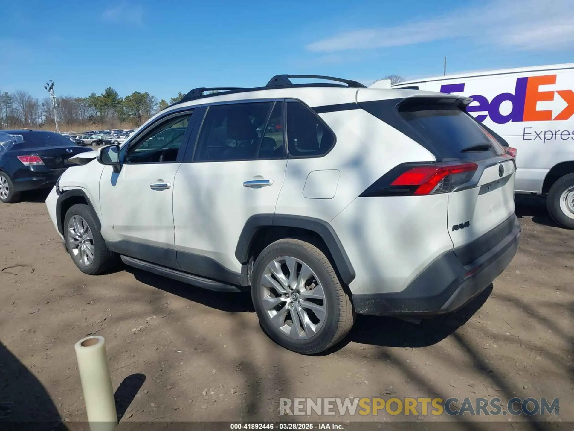 14 Photograph of a damaged car 2T3N1RFV6LW134540 TOYOTA RAV4 2020