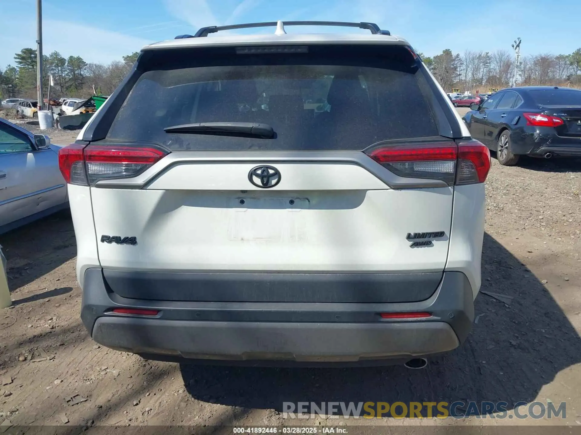 16 Photograph of a damaged car 2T3N1RFV6LW134540 TOYOTA RAV4 2020