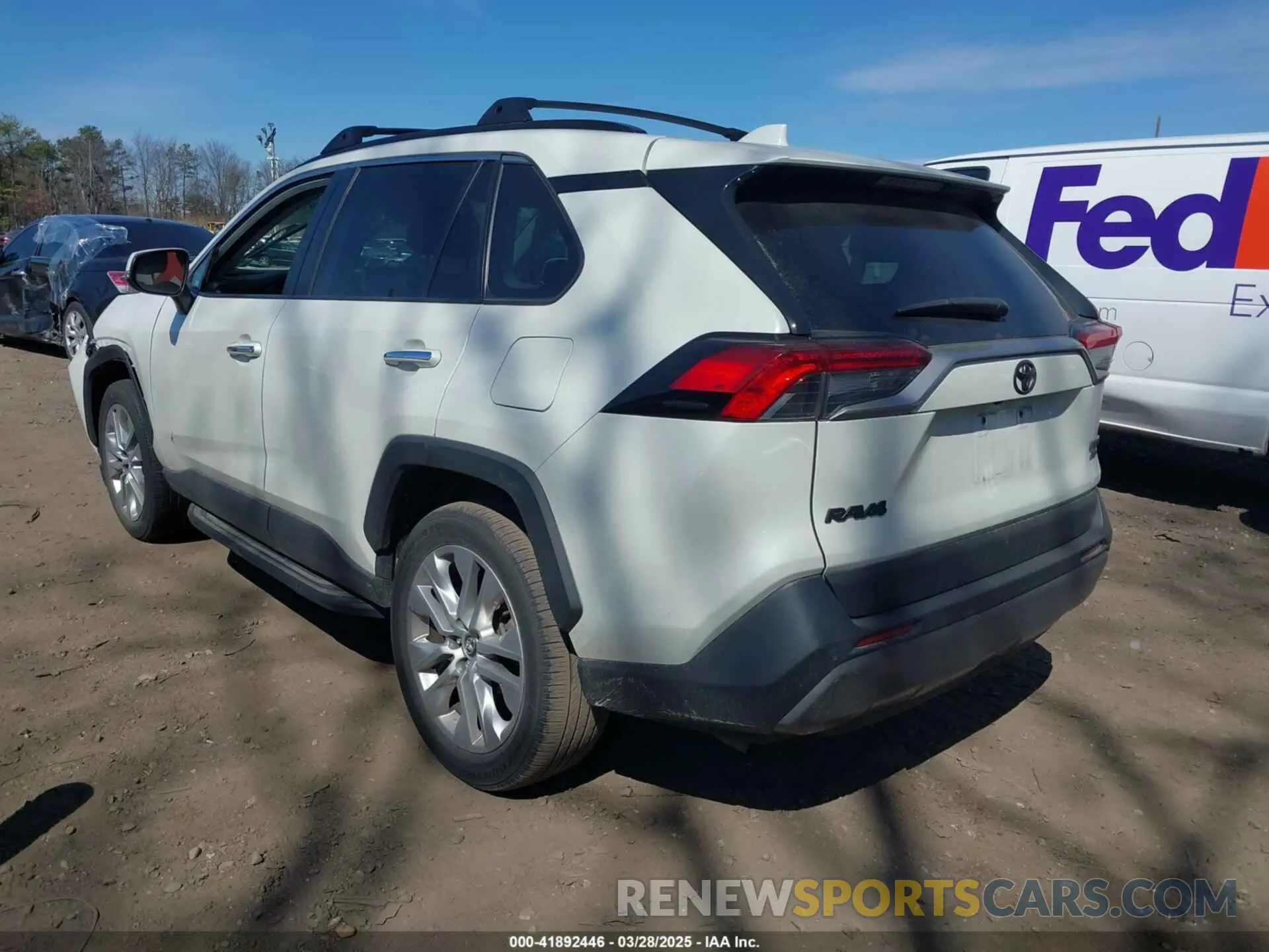 3 Photograph of a damaged car 2T3N1RFV6LW134540 TOYOTA RAV4 2020
