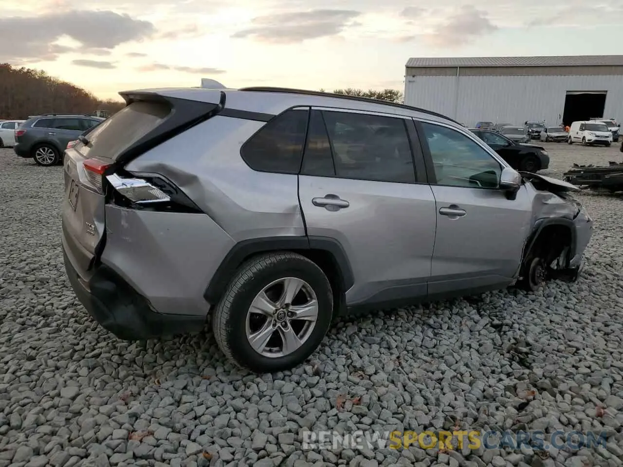 3 Photograph of a damaged car 2T3P1RFV0LC063099 TOYOTA RAV4 2020