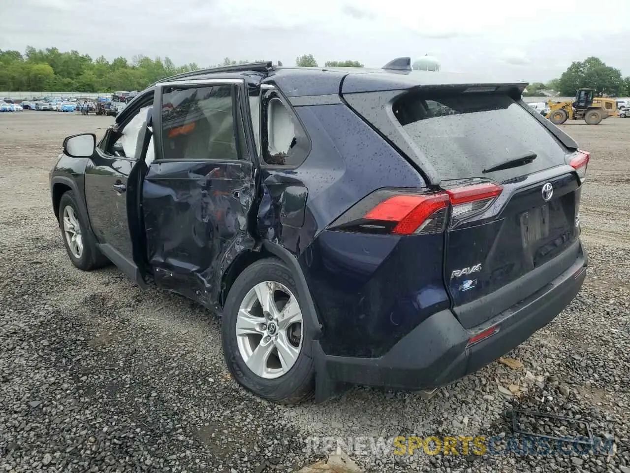 2 Photograph of a damaged car 2T3P1RFV0LC064348 TOYOTA RAV4 2020