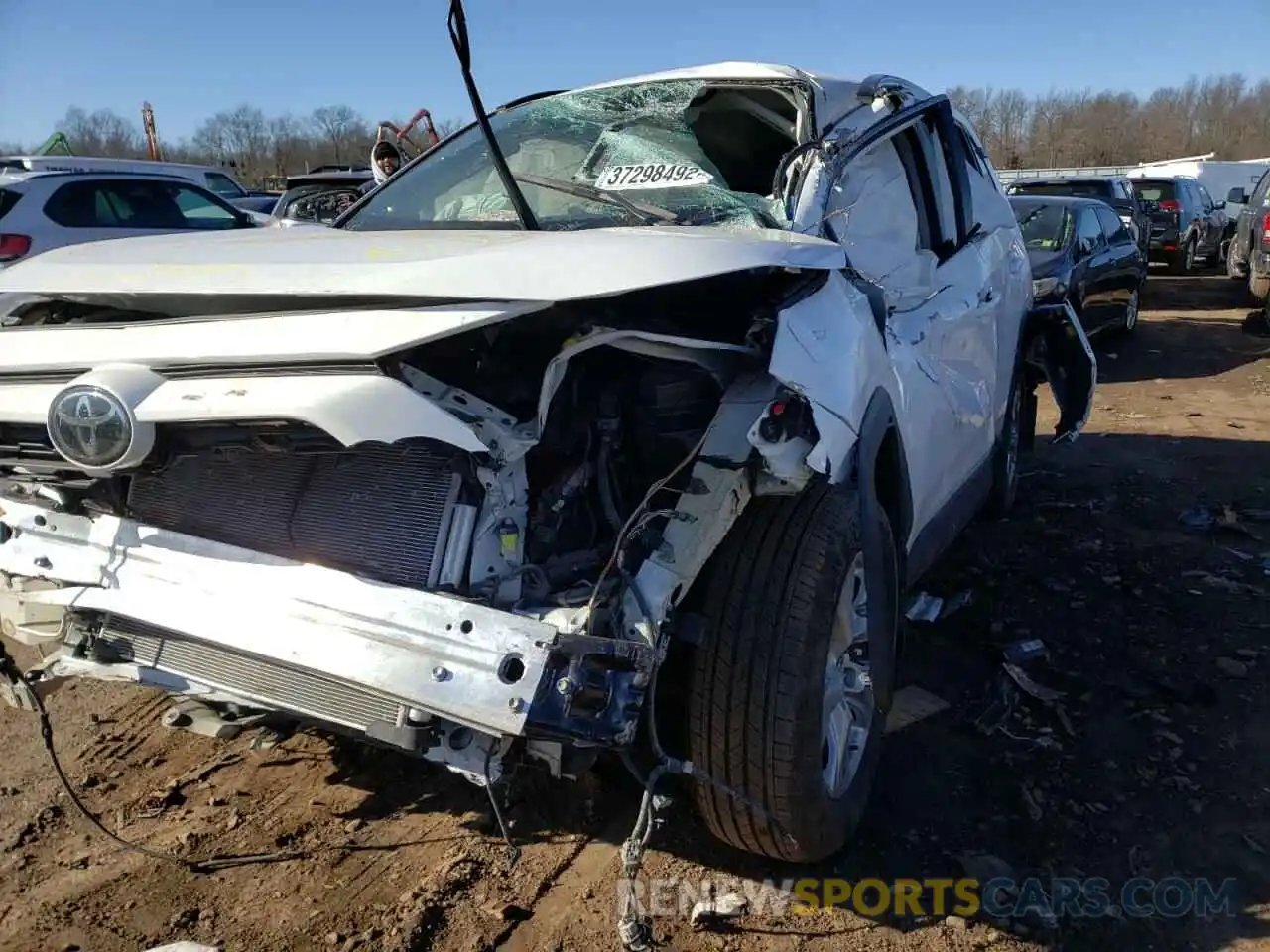 9 Photograph of a damaged car 2T3P1RFV0LC073521 TOYOTA RAV4 2020