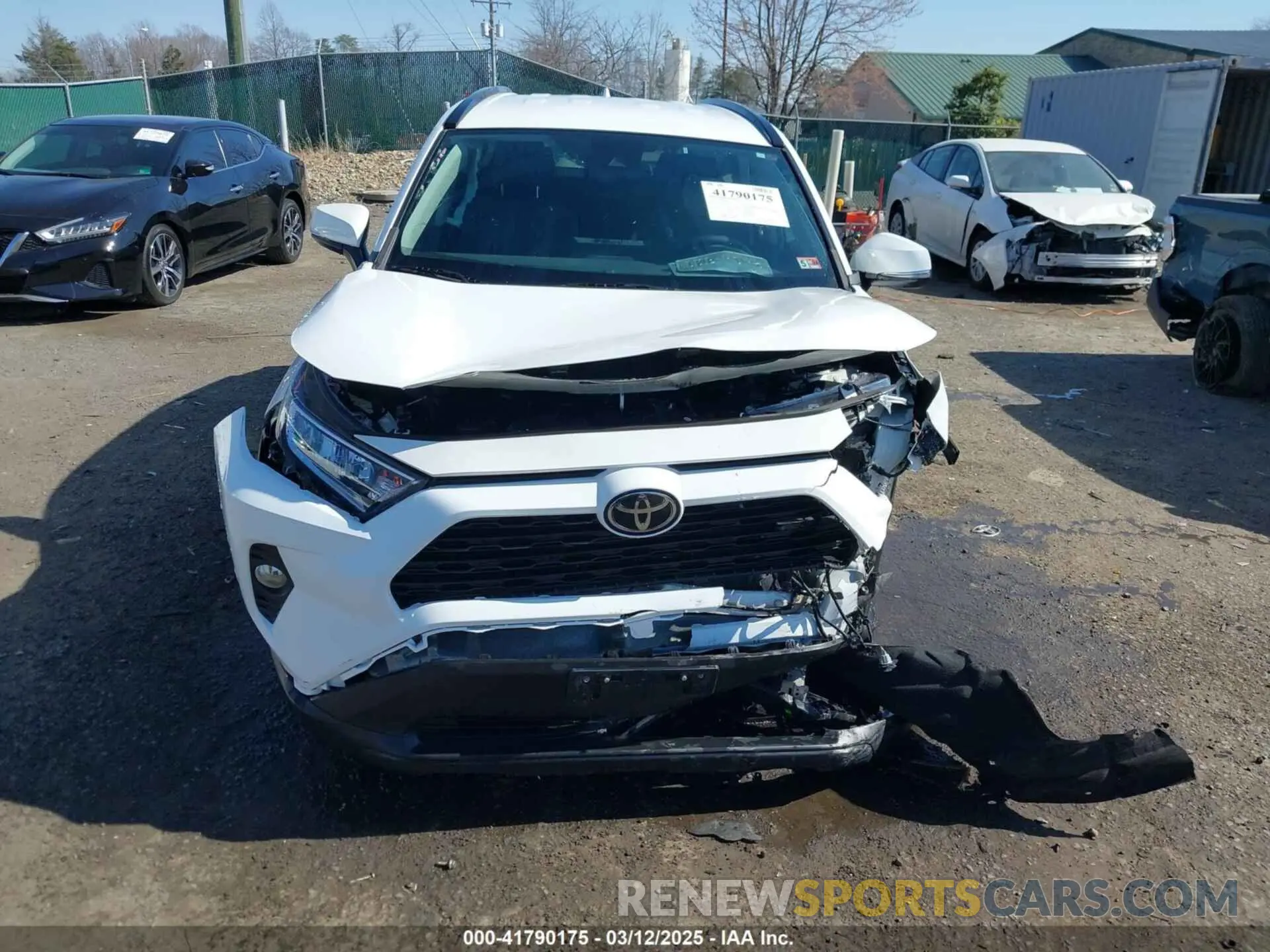 12 Photograph of a damaged car 2T3P1RFV0LC073650 TOYOTA RAV4 2020