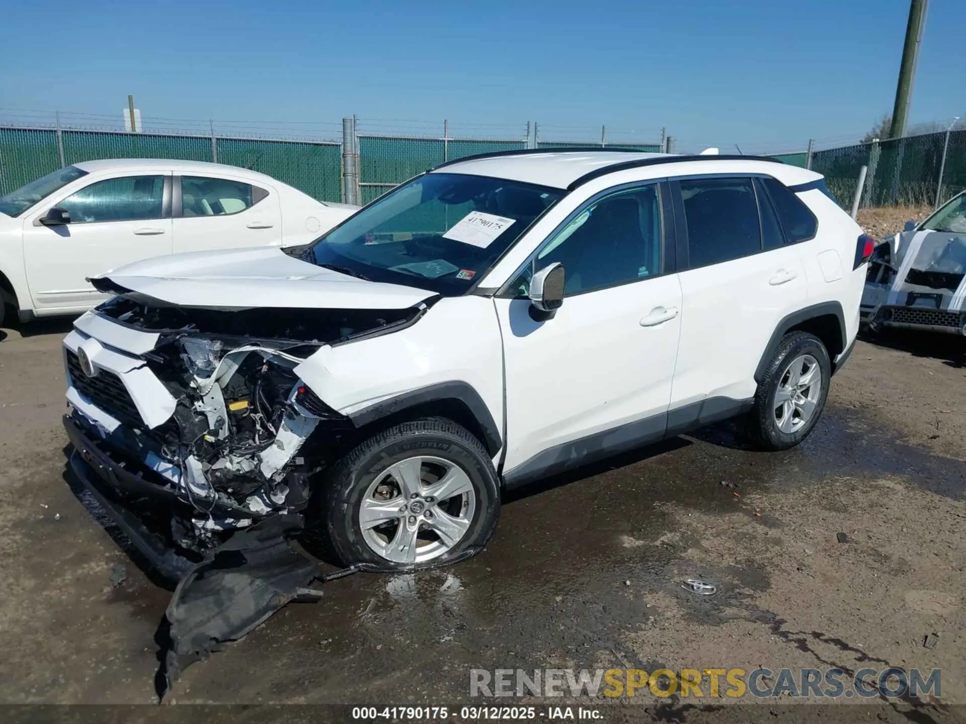 2 Photograph of a damaged car 2T3P1RFV0LC073650 TOYOTA RAV4 2020