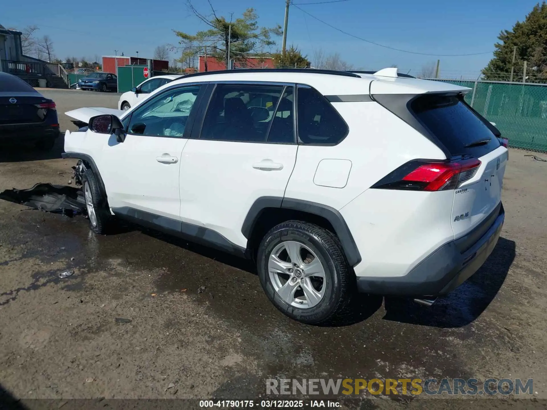 3 Photograph of a damaged car 2T3P1RFV0LC073650 TOYOTA RAV4 2020