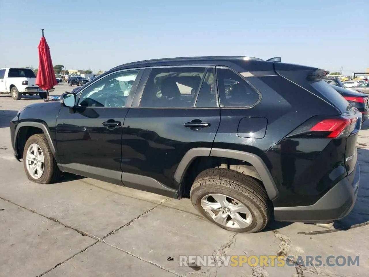 2 Photograph of a damaged car 2T3P1RFV0LC091923 TOYOTA RAV4 2020