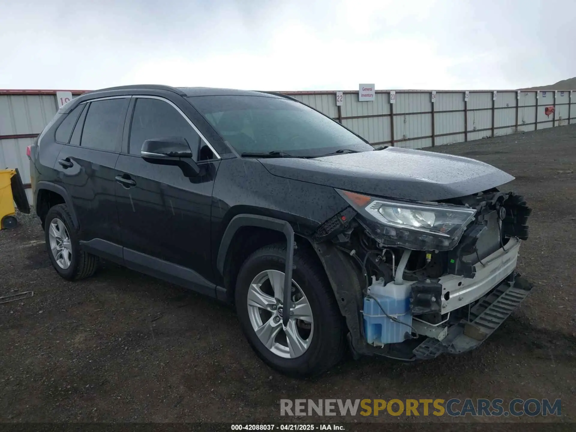 1 Photograph of a damaged car 2T3P1RFV0LC099939 TOYOTA RAV4 2020