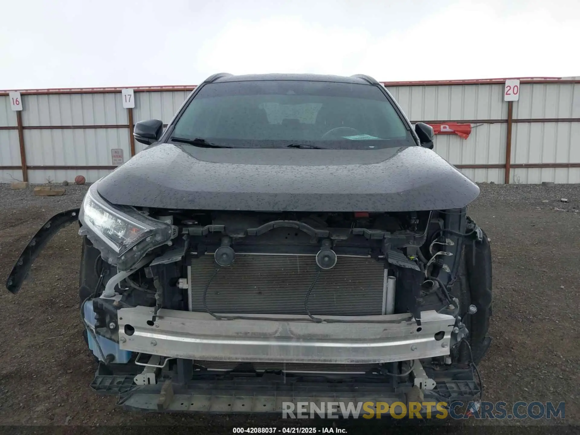 13 Photograph of a damaged car 2T3P1RFV0LC099939 TOYOTA RAV4 2020