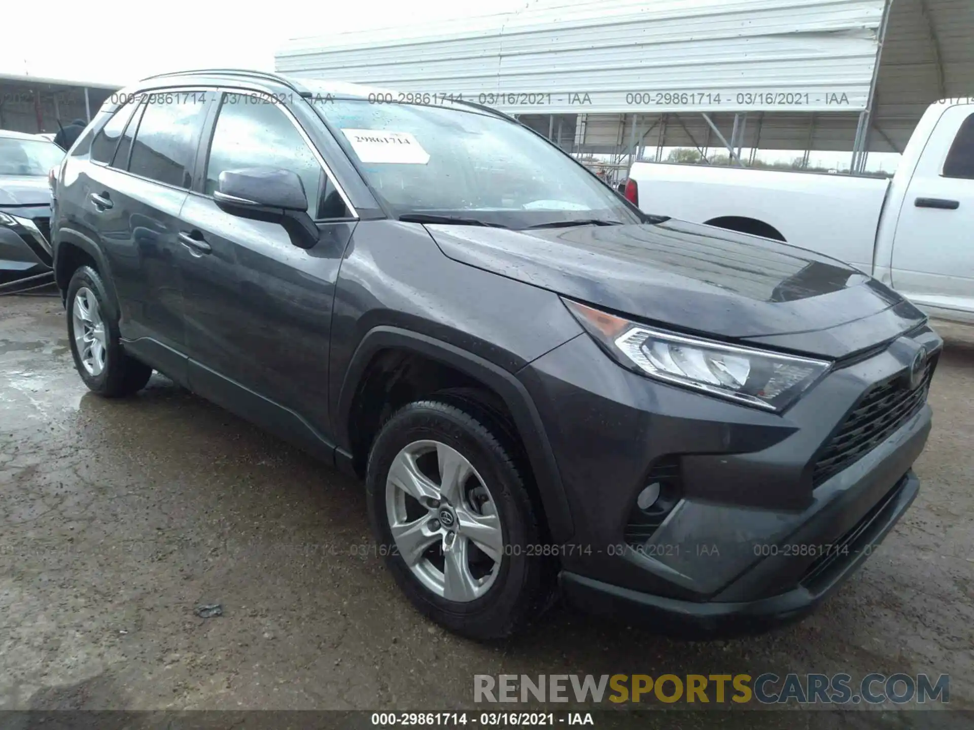 1 Photograph of a damaged car 2T3P1RFV0LC101334 TOYOTA RAV4 2020