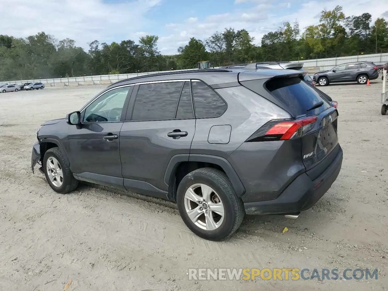 2 Photograph of a damaged car 2T3P1RFV0LC121213 TOYOTA RAV4 2020