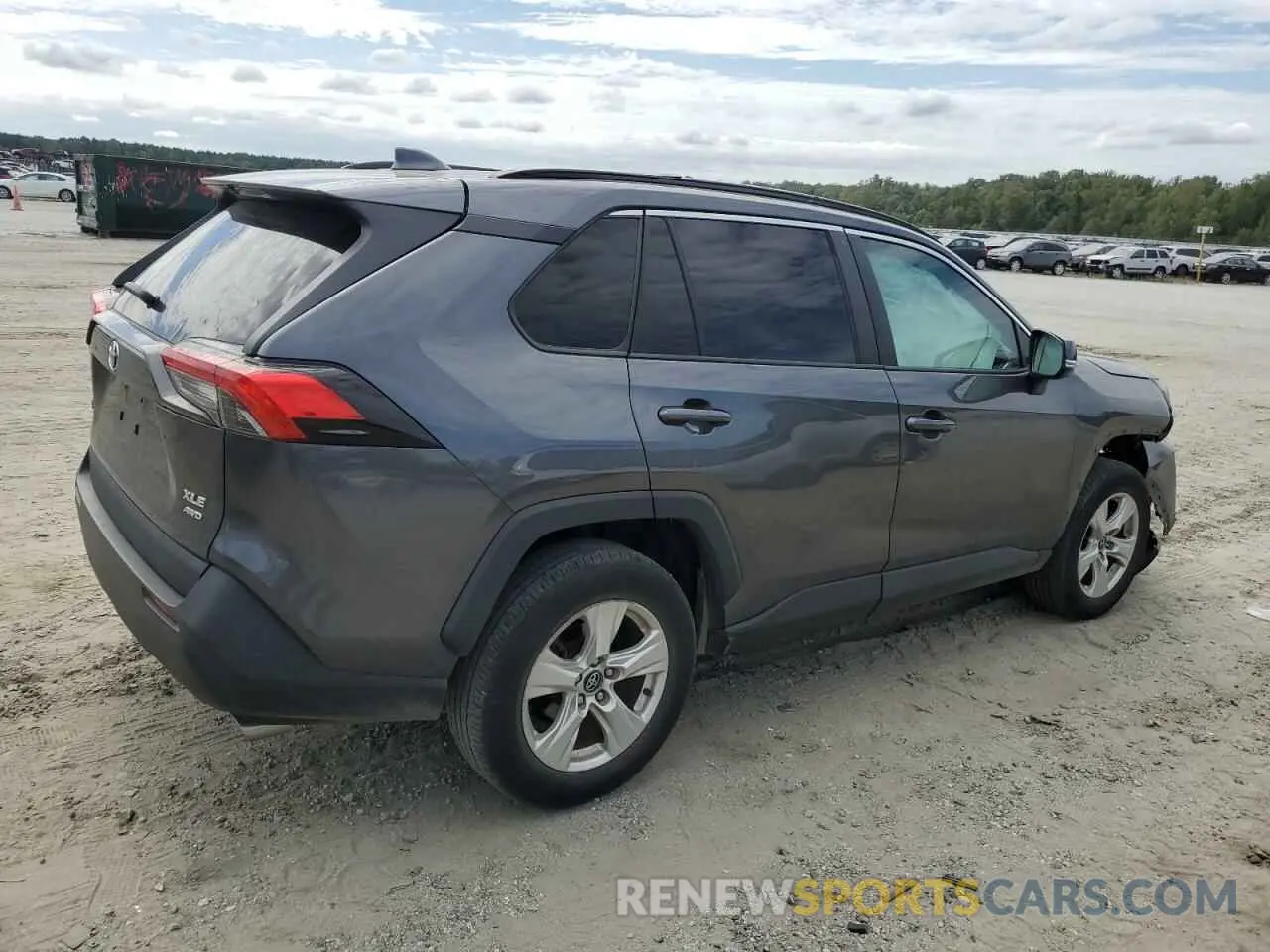 3 Photograph of a damaged car 2T3P1RFV0LC121213 TOYOTA RAV4 2020