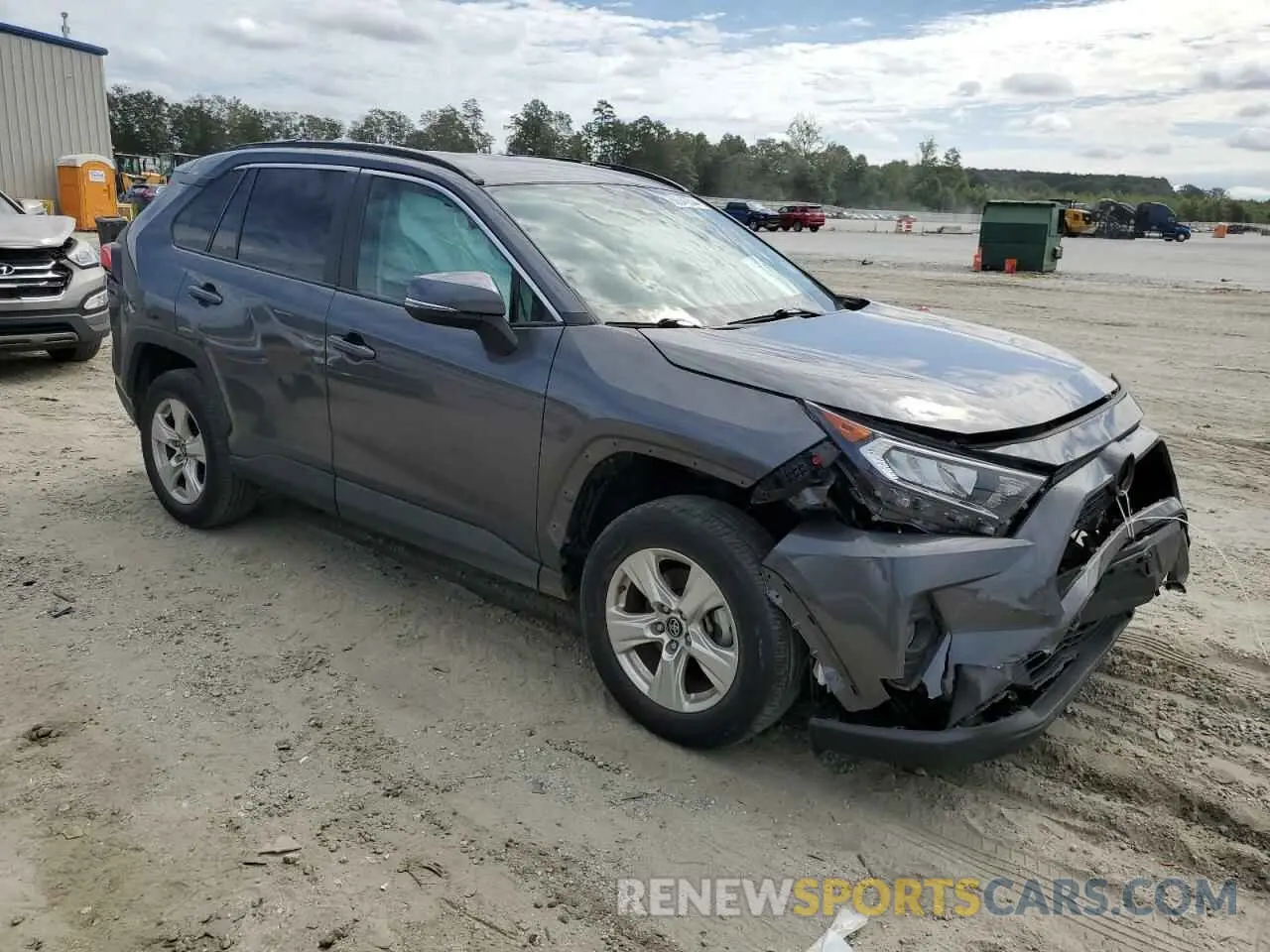 4 Photograph of a damaged car 2T3P1RFV0LC121213 TOYOTA RAV4 2020