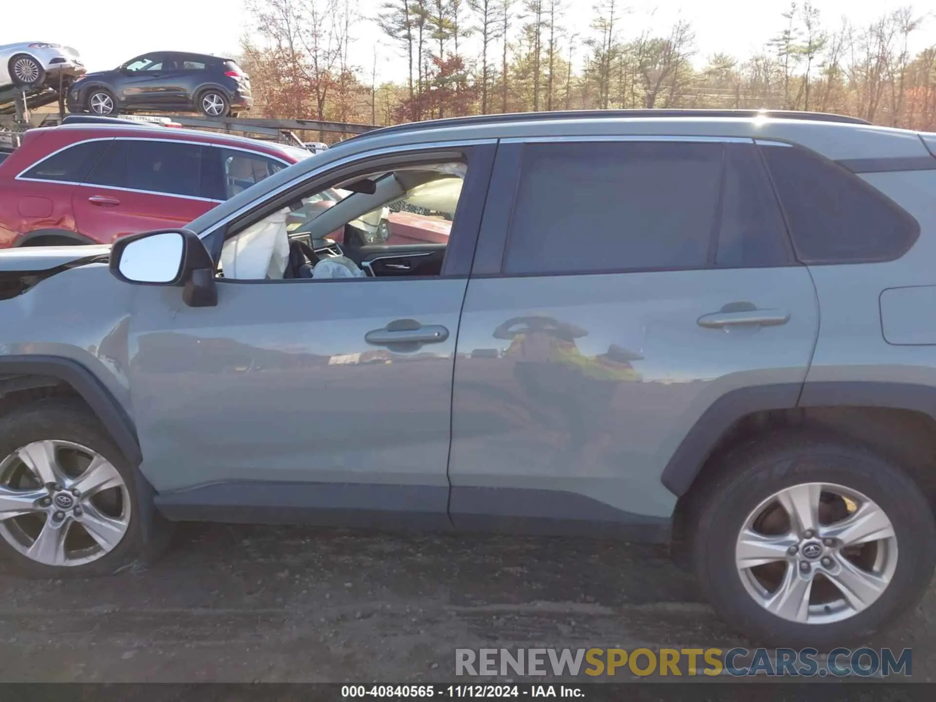 13 Photograph of a damaged car 2T3P1RFV0LW087434 TOYOTA RAV4 2020