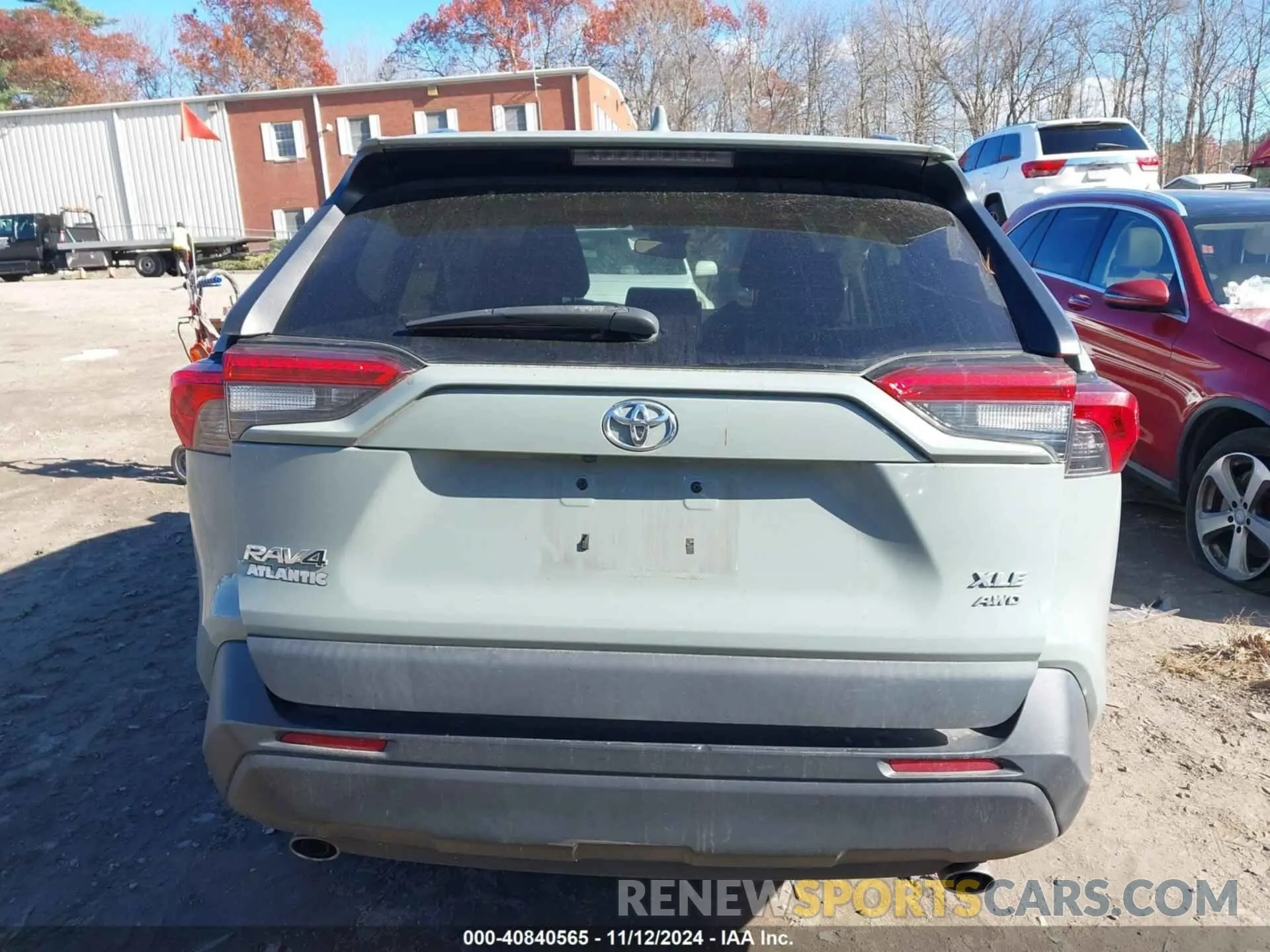 15 Photograph of a damaged car 2T3P1RFV0LW087434 TOYOTA RAV4 2020