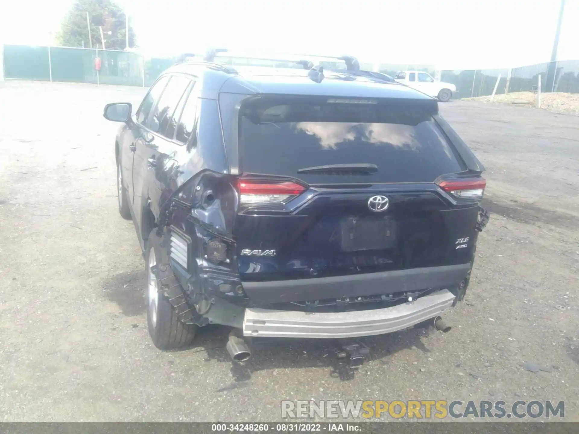 6 Photograph of a damaged car 2T3P1RFV0LW099664 TOYOTA RAV4 2020