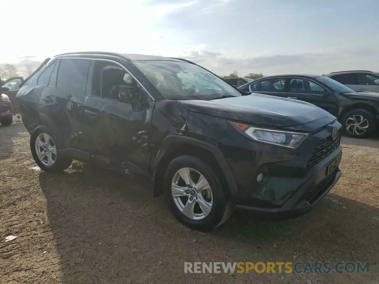 4 Photograph of a damaged car 2T3P1RFV0LW109271 TOYOTA RAV4 2020