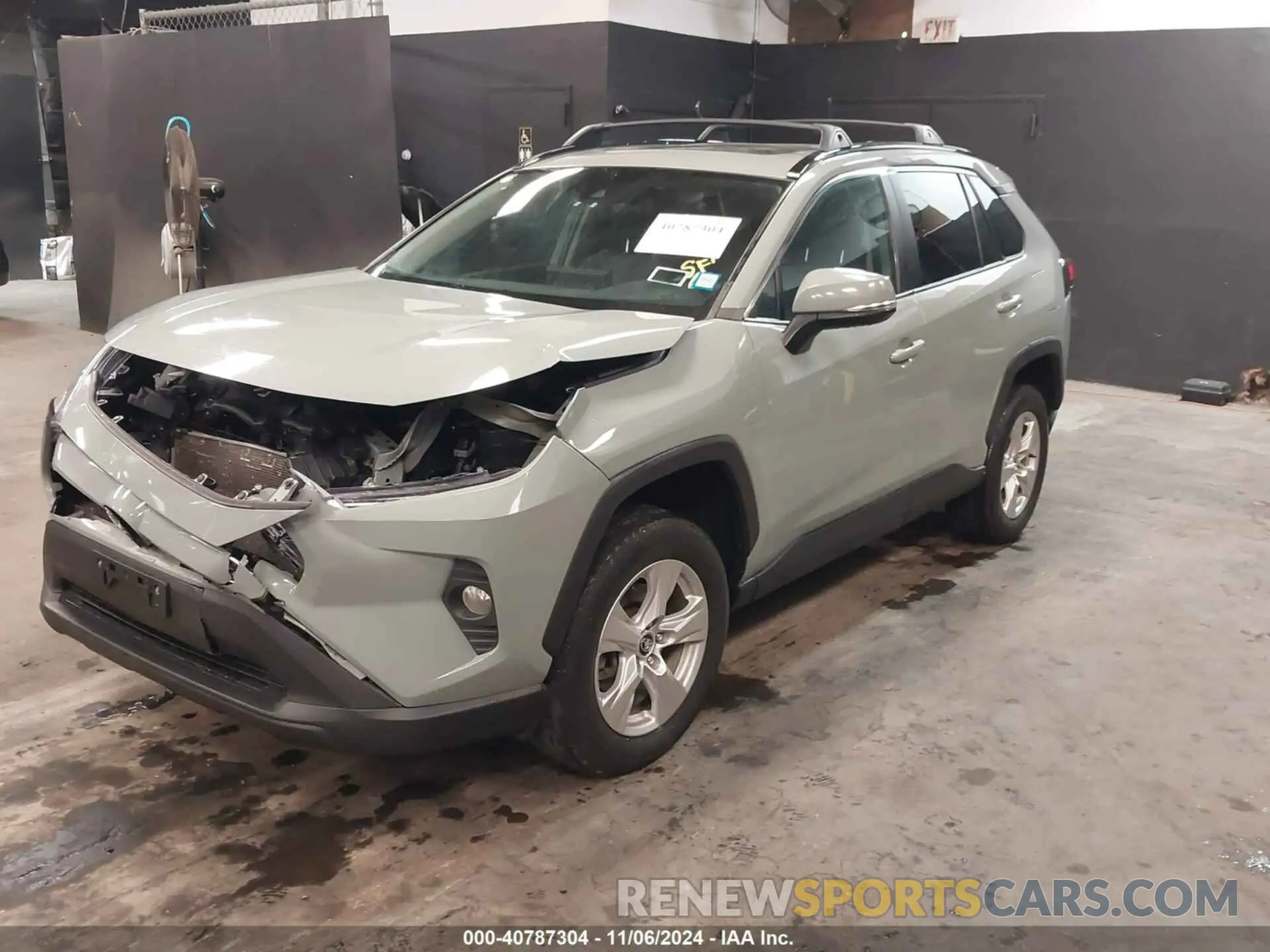 2 Photograph of a damaged car 2T3P1RFV0LW132646 TOYOTA RAV4 2020