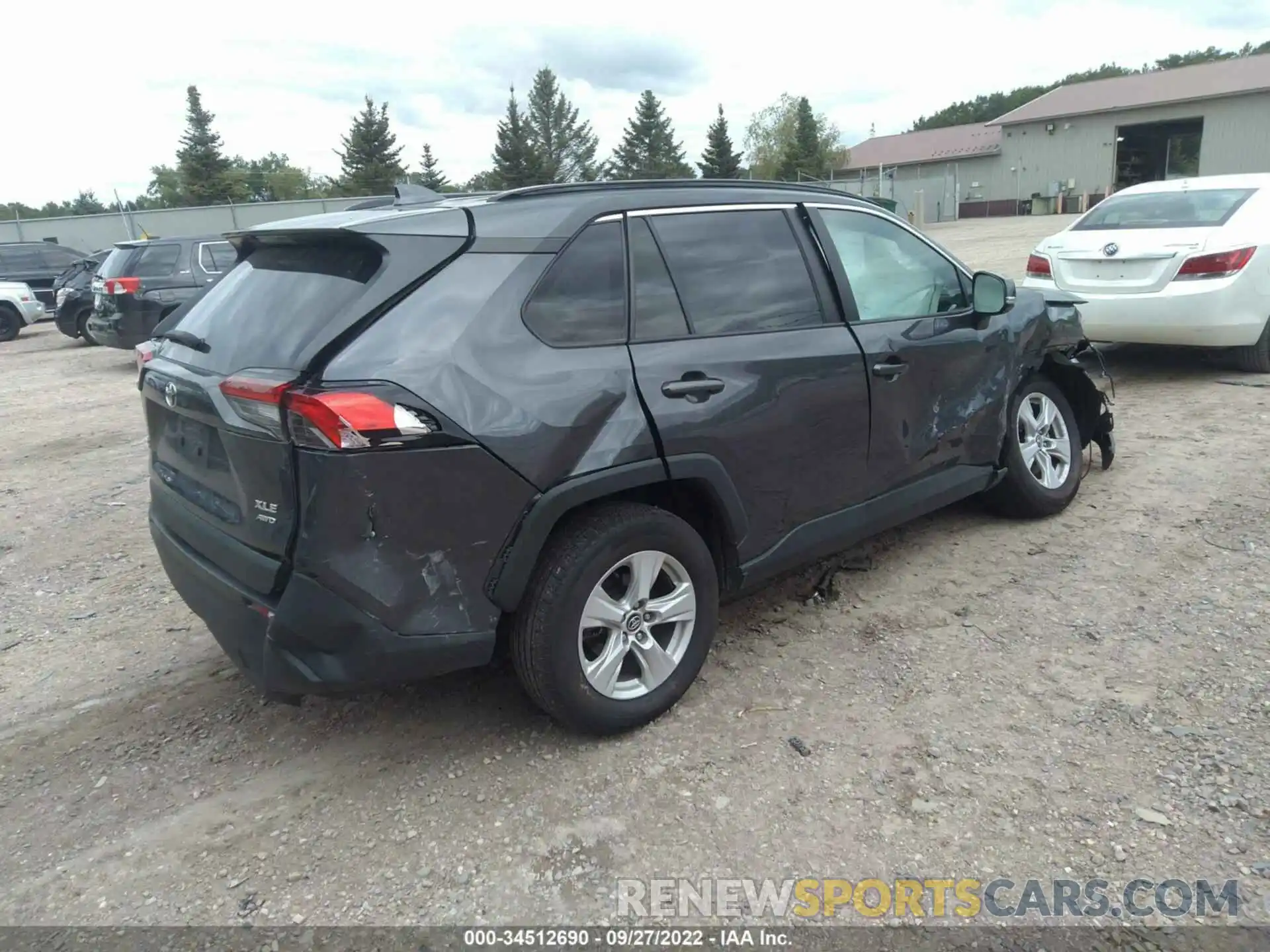 4 Photograph of a damaged car 2T3P1RFV0LW132792 TOYOTA RAV4 2020