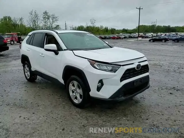 14 Photograph of a damaged car 2T3P1RFV0LW137295 TOYOTA RAV4 2020