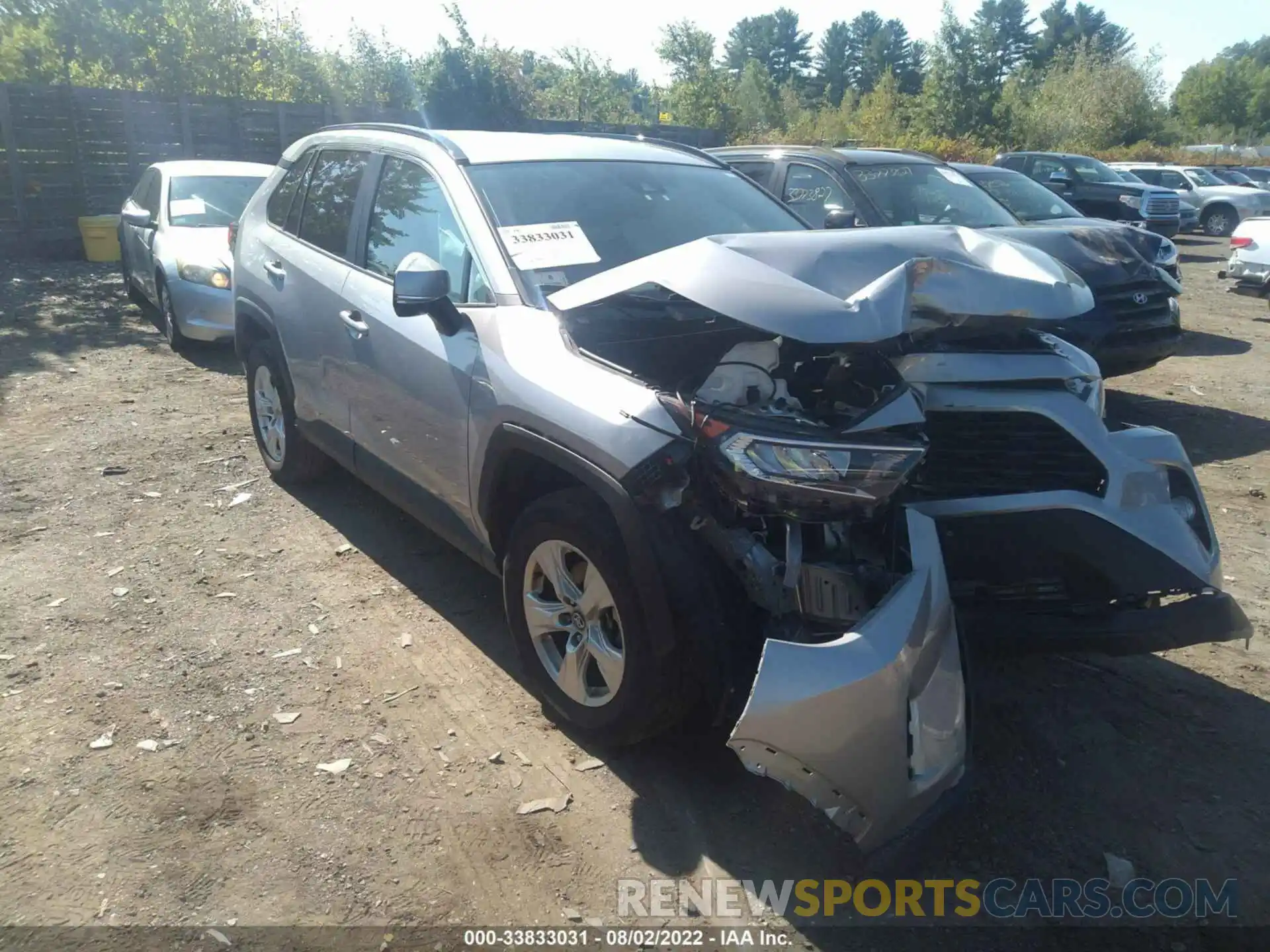 1 Photograph of a damaged car 2T3P1RFV1LC071745 TOYOTA RAV4 2020