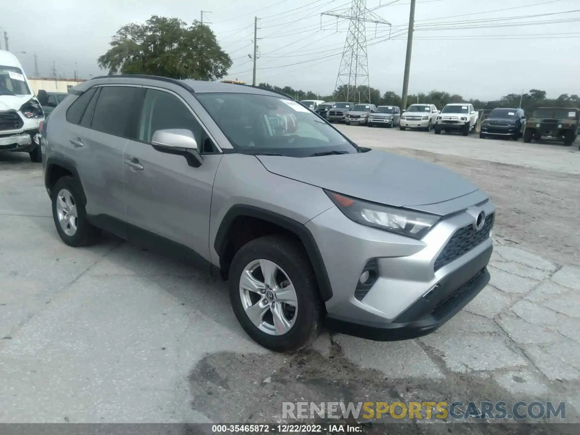 1 Photograph of a damaged car 2T3P1RFV1LC079716 TOYOTA RAV4 2020