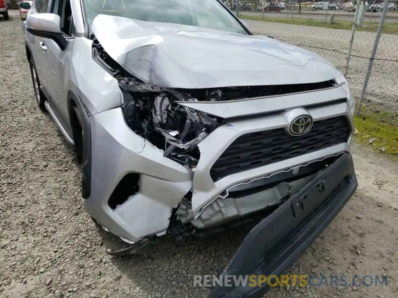 9 Photograph of a damaged car 2T3P1RFV1LC087198 TOYOTA RAV4 2020