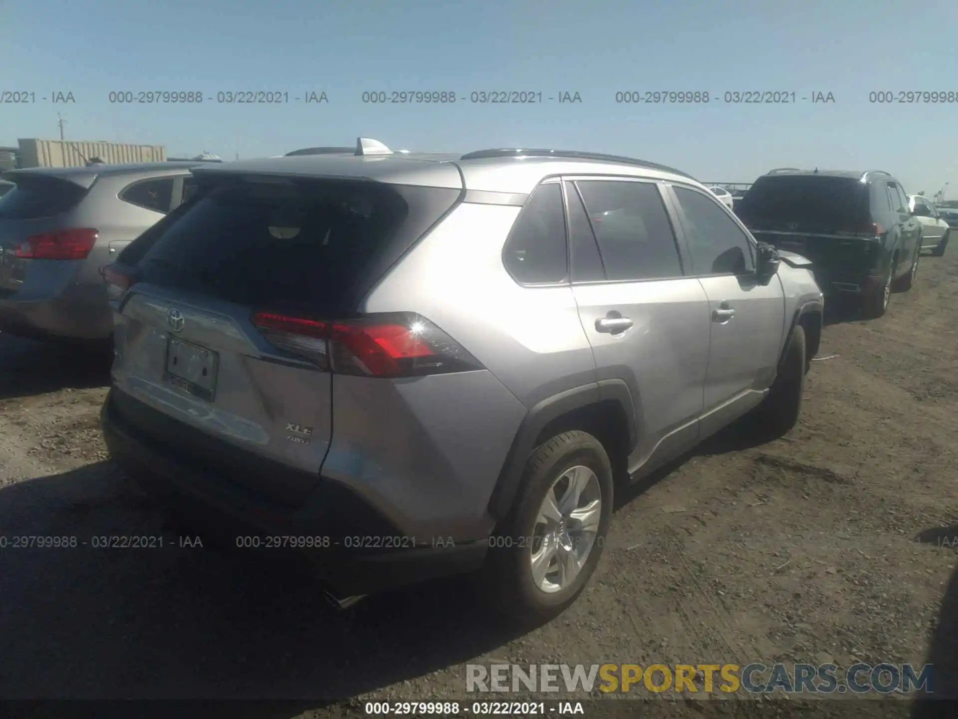 4 Photograph of a damaged car 2T3P1RFV1LC100841 TOYOTA RAV4 2020