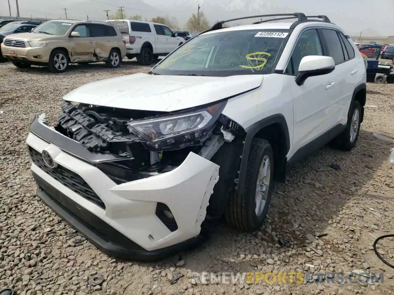 2 Photograph of a damaged car 2T3P1RFV1LC105361 TOYOTA RAV4 2020