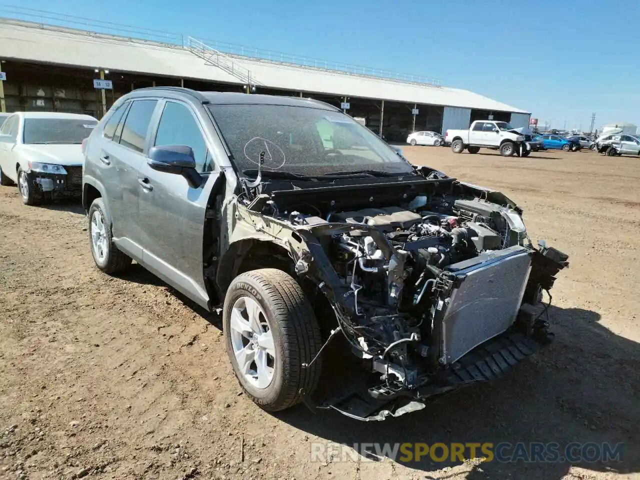 1 Photograph of a damaged car 2T3P1RFV1LC115355 TOYOTA RAV4 2020