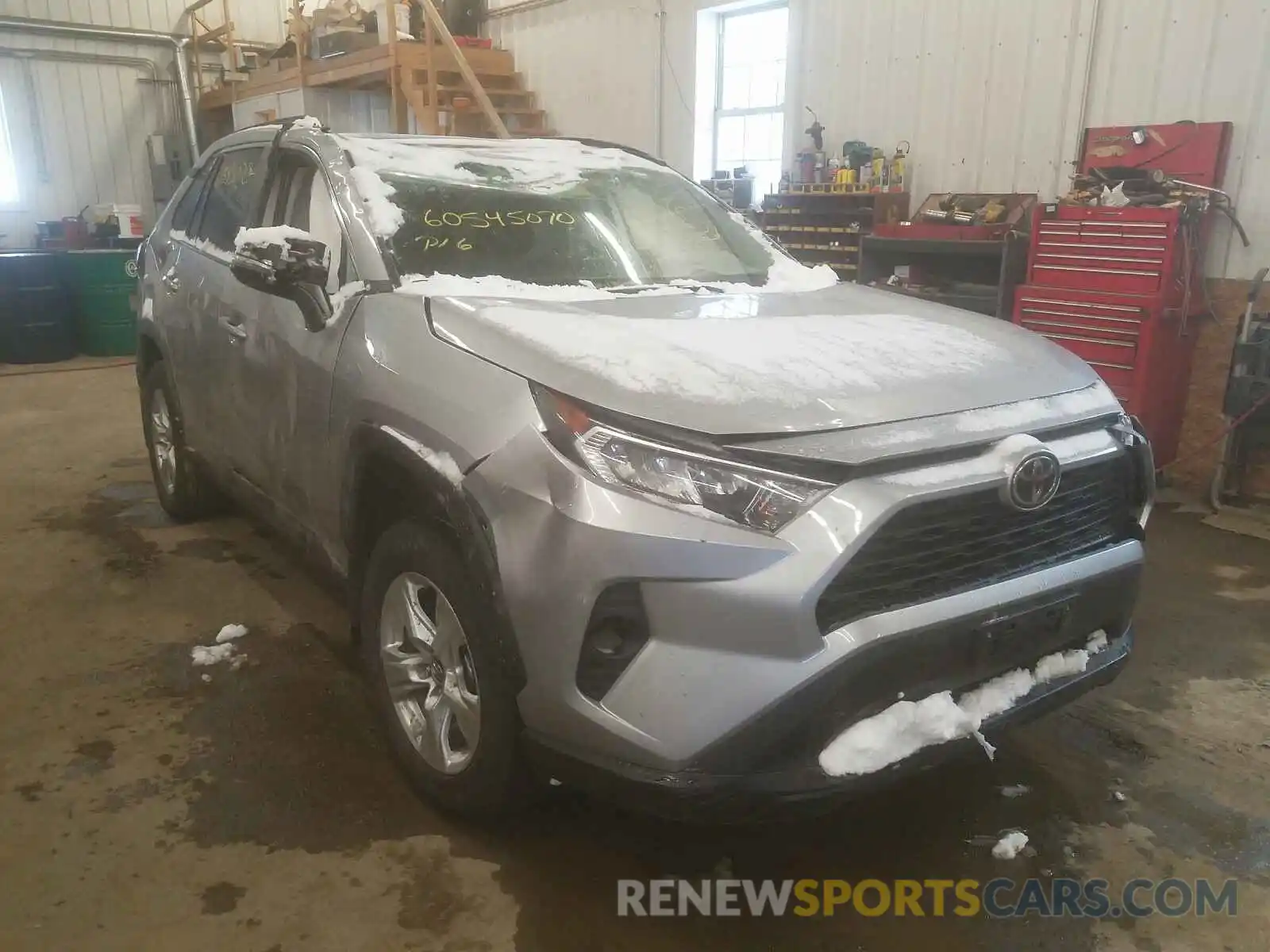 1 Photograph of a damaged car 2T3P1RFV1LC118773 TOYOTA RAV4 2020