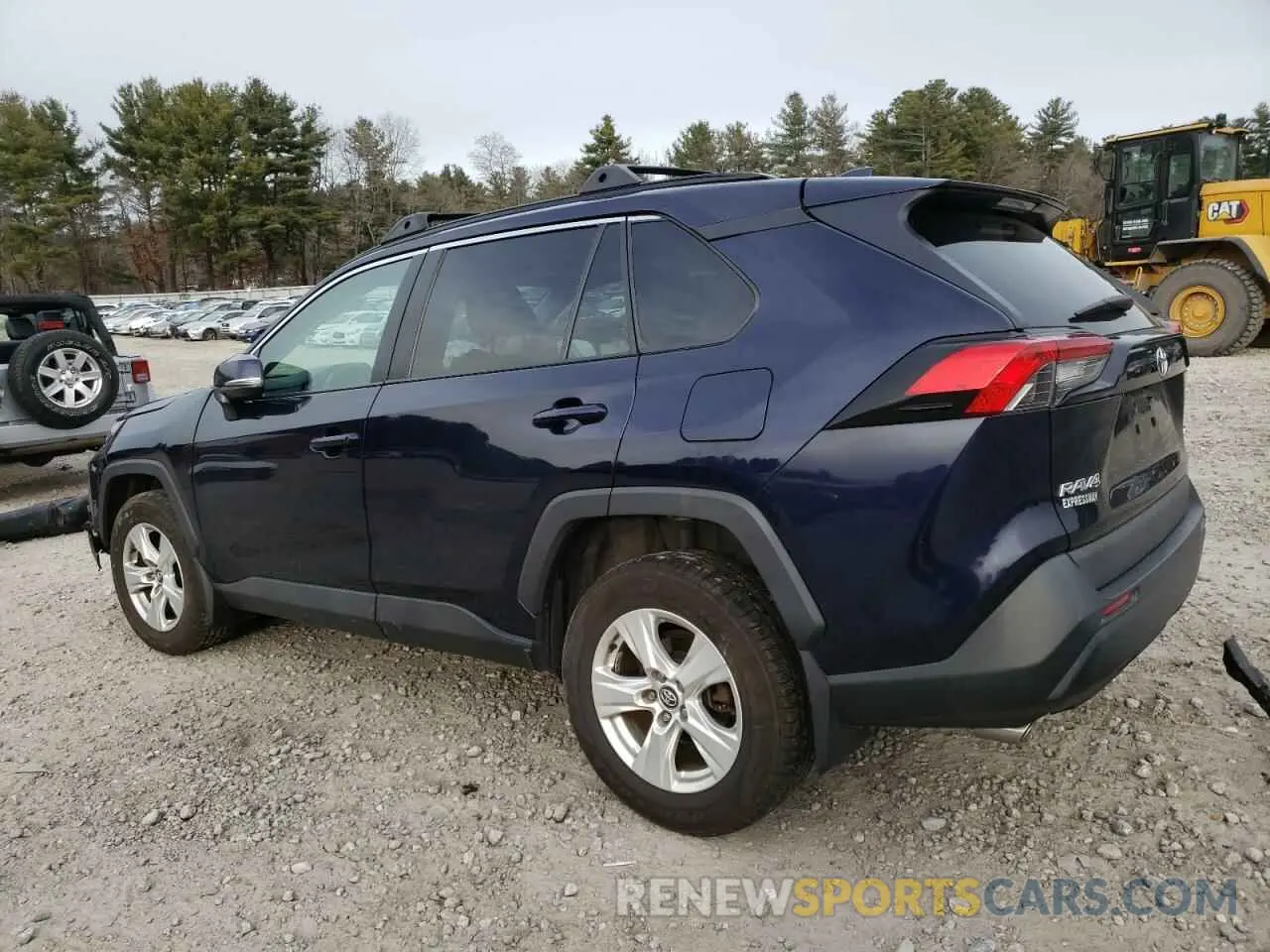 2 Photograph of a damaged car 2T3P1RFV1LC135444 TOYOTA RAV4 2020