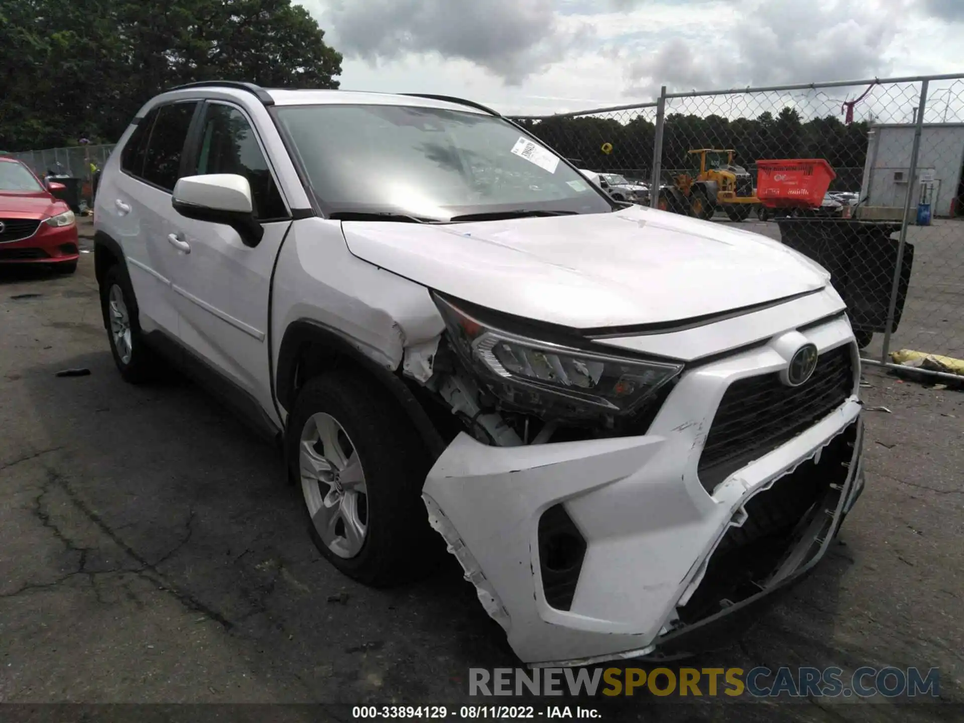 1 Photograph of a damaged car 2T3P1RFV1LW099267 TOYOTA RAV4 2020