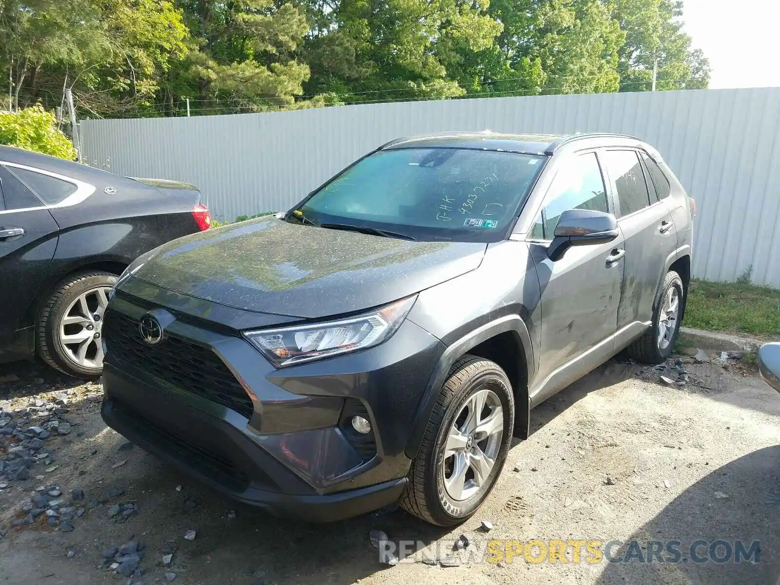 2 Photograph of a damaged car 2T3P1RFV1LW116892 TOYOTA RAV4 2020