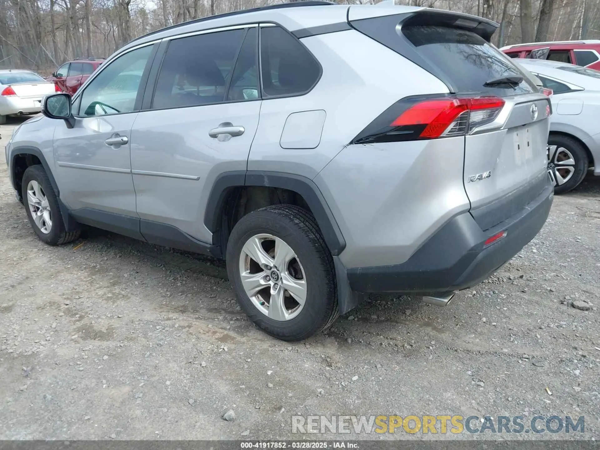 3 Photograph of a damaged car 2T3P1RFV1LW128217 TOYOTA RAV4 2020