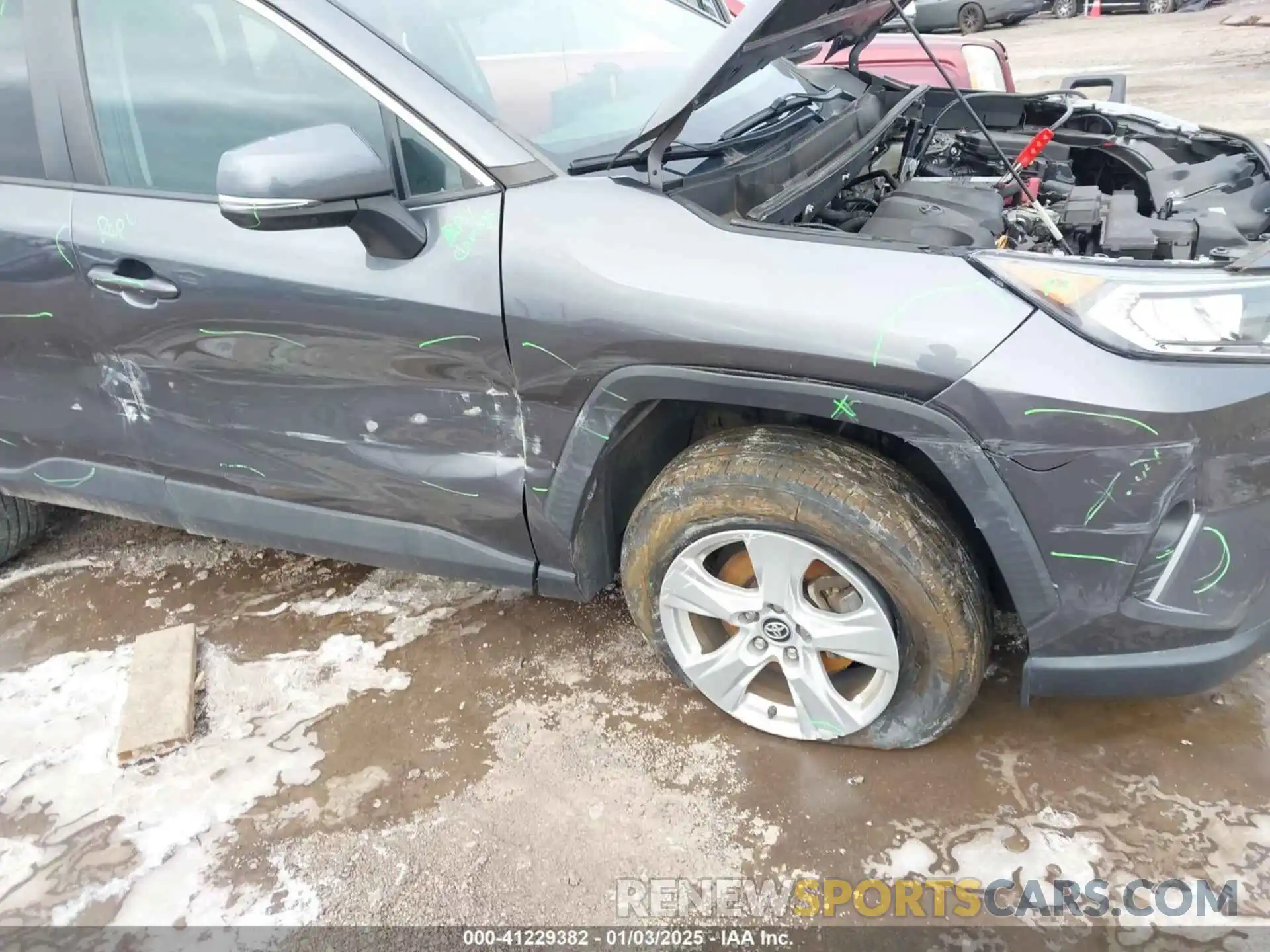 6 Photograph of a damaged car 2T3P1RFV2LC072967 TOYOTA RAV4 2020