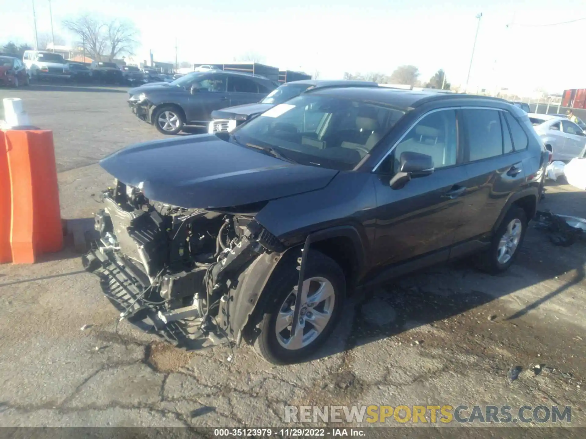 2 Photograph of a damaged car 2T3P1RFV2LC082382 TOYOTA RAV4 2020