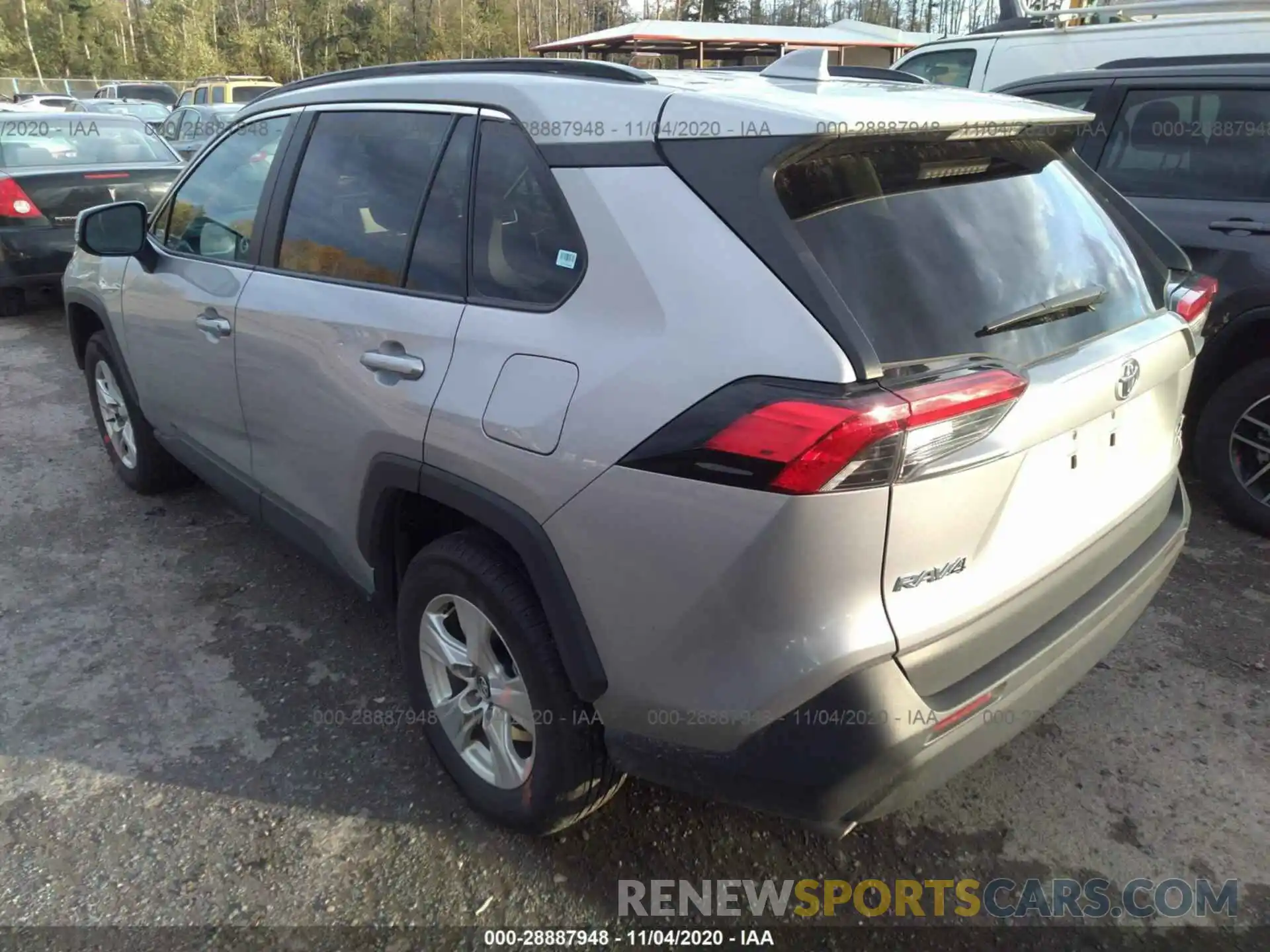 3 Photograph of a damaged car 2T3P1RFV2LC085086 TOYOTA RAV4 2020