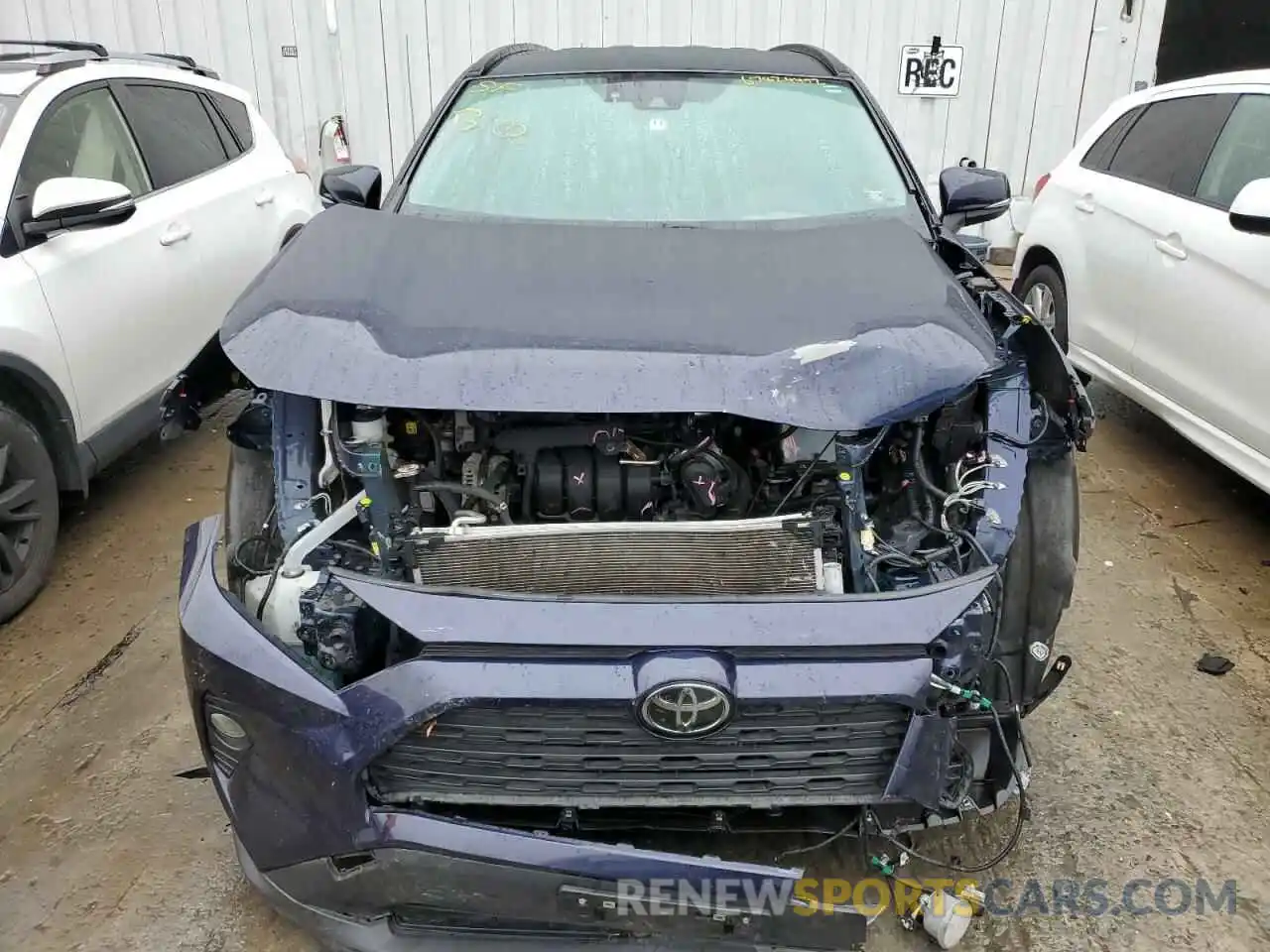 5 Photograph of a damaged car 2T3P1RFV2LC089056 TOYOTA RAV4 2020