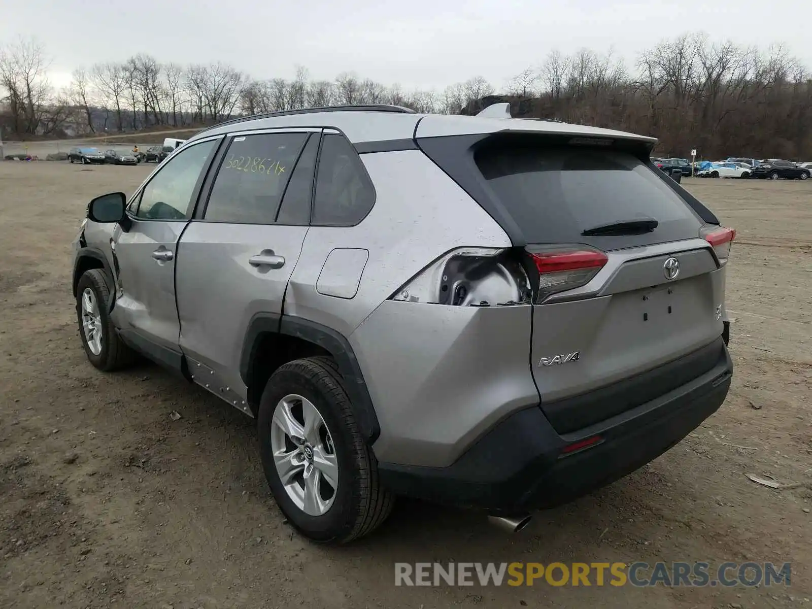 3 Photograph of a damaged car 2T3P1RFV2LC091406 TOYOTA RAV4 2020