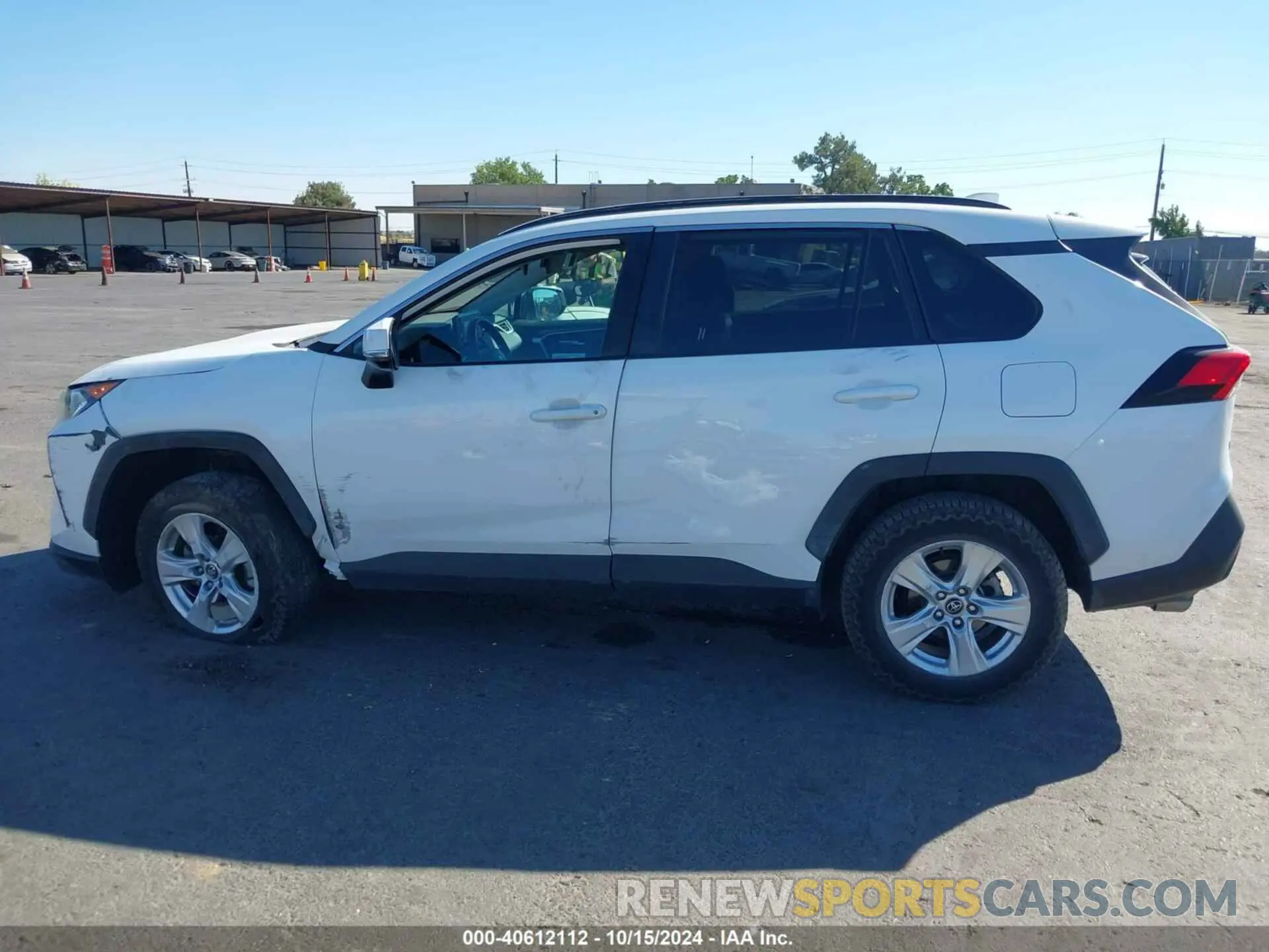 14 Photograph of a damaged car 2T3P1RFV2LC092829 TOYOTA RAV4 2020