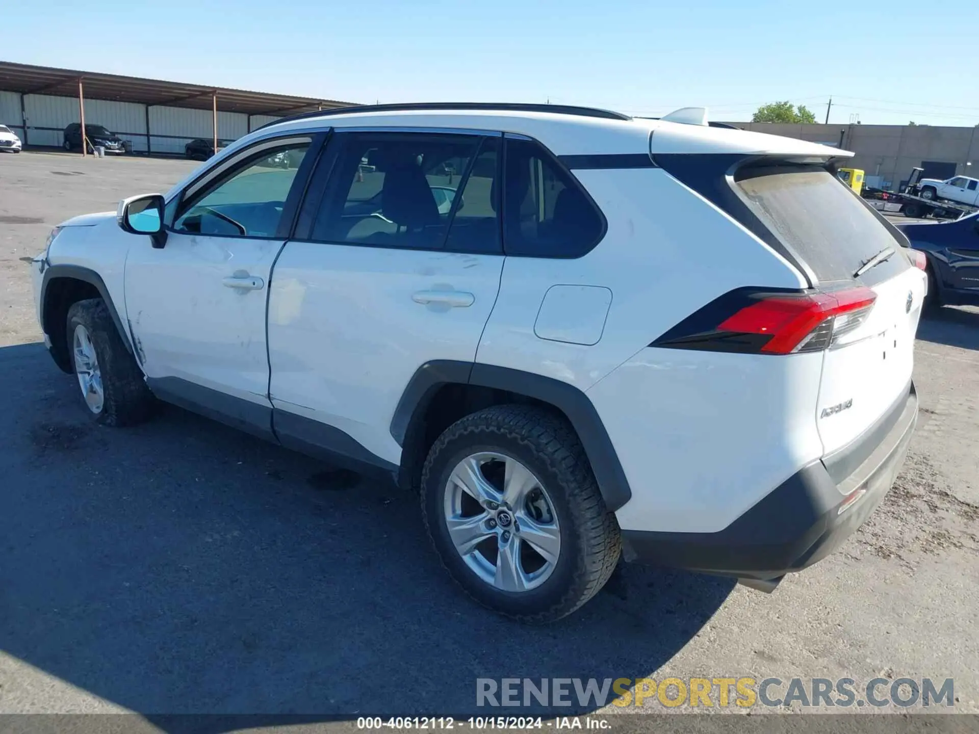 3 Photograph of a damaged car 2T3P1RFV2LC092829 TOYOTA RAV4 2020